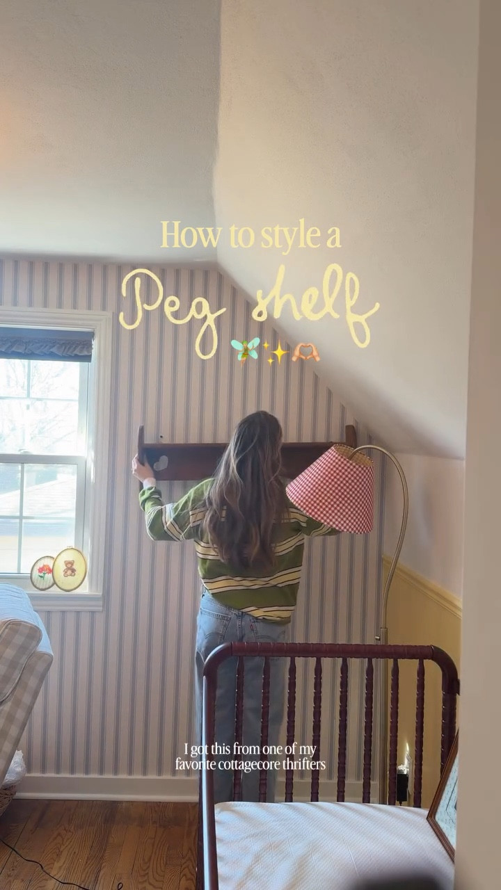 Hopefully these mini tips help you for styling your shelf!!

I’m obsessed with this, I might actually add a little doll on top of the books instead of the frame - but I’m still gathering everything ok 👀✨😂 
.
#pegshelf #nursery #homedecor #homestyling #shelfdecor

#LTKHome #LTKBaby #LTKBump