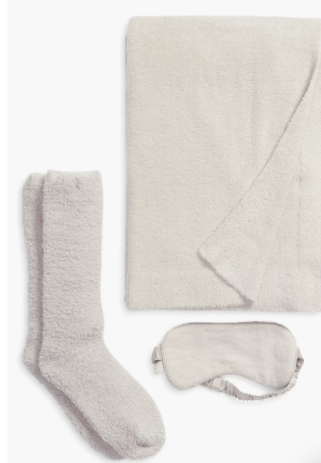 Barefoot Dreams Ultimate Travel Set. Cozy, chic and affordable. 

#LTKGiftGuide #LTKCyberWeek #LTKSaleAlert