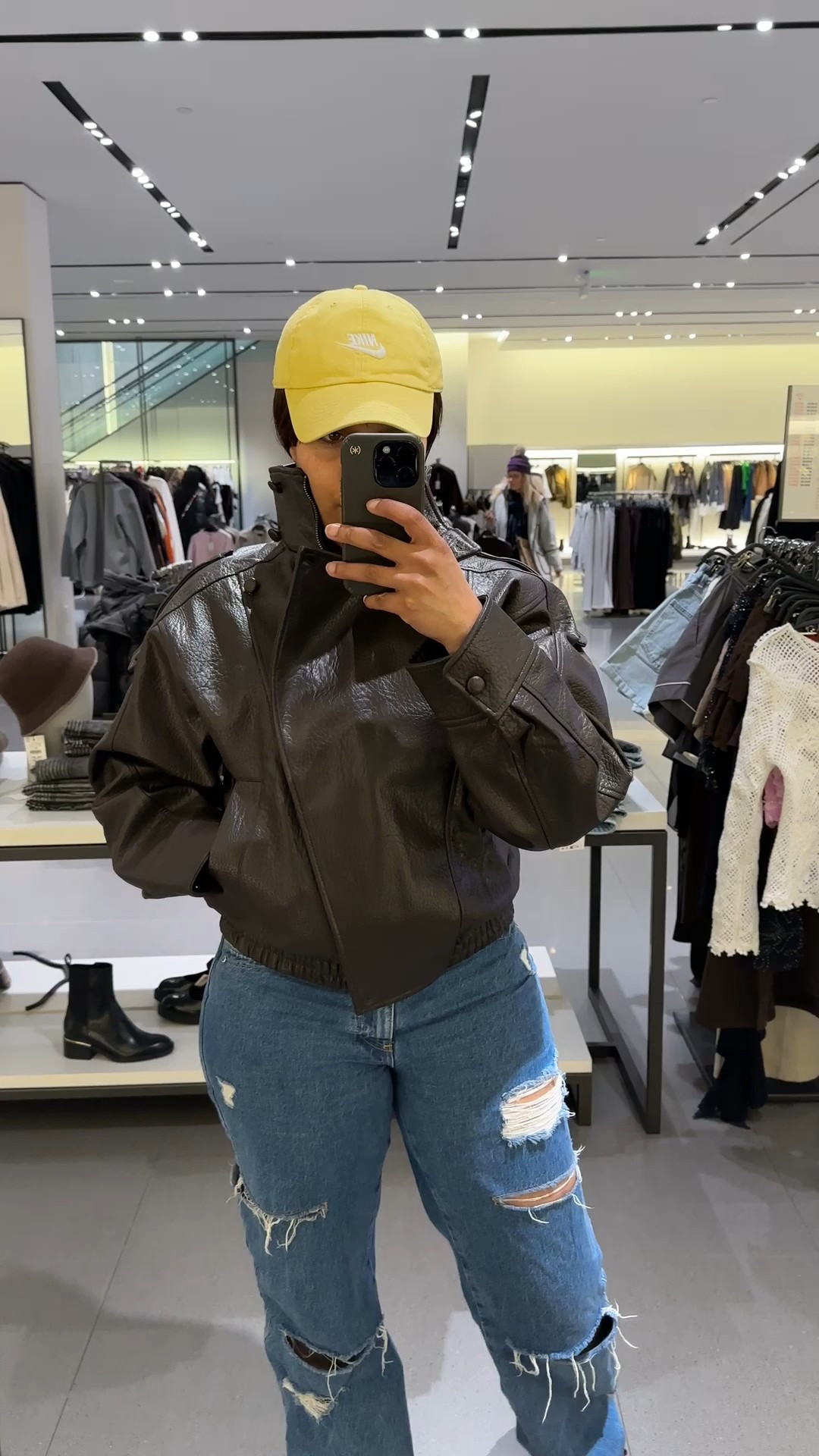 They made the viral Zara jacket in brown 🔥

#zara #fauxleather #bomber #winterfashion #jacket #ltkstyletip

#LTKMidsize