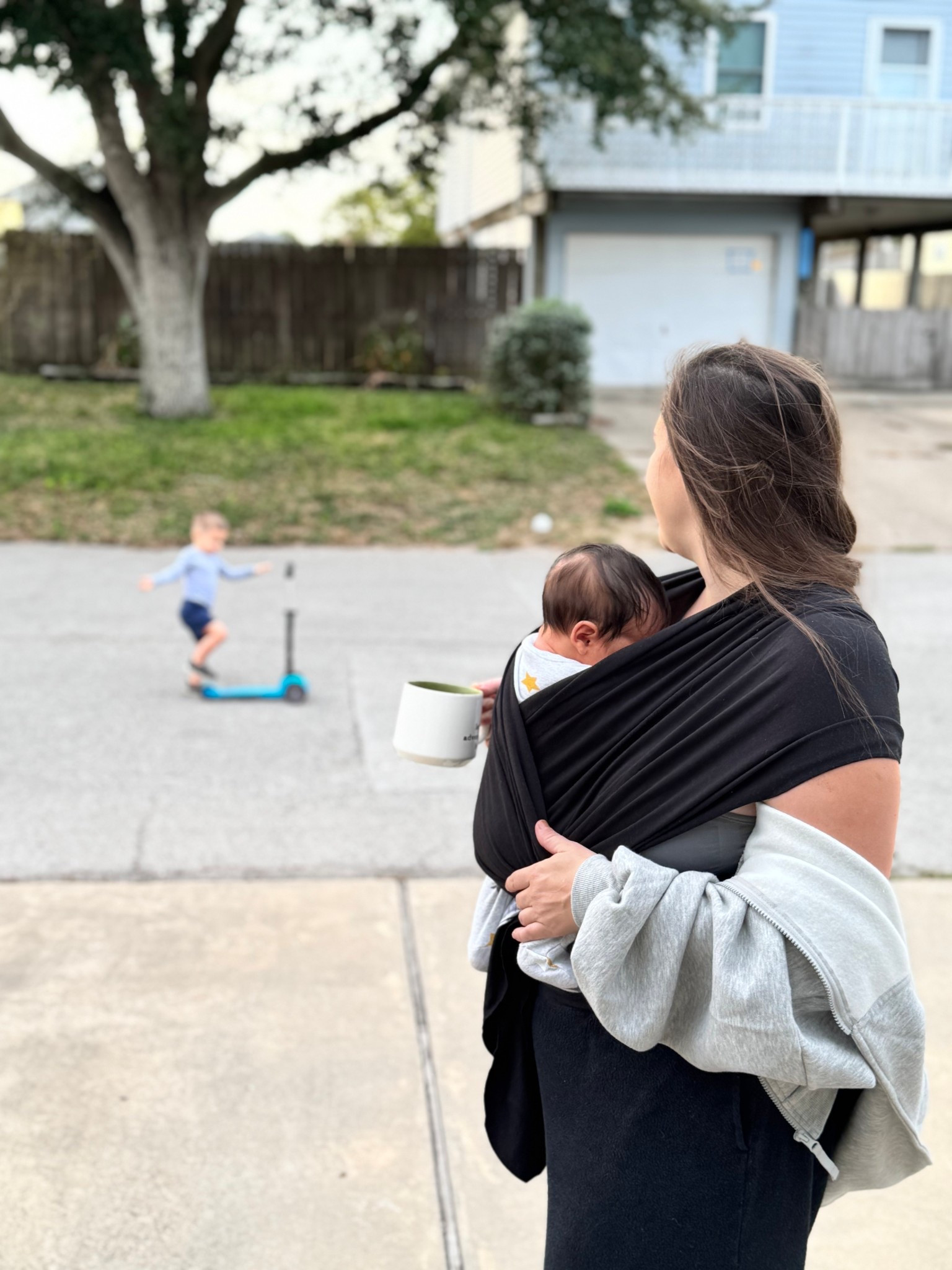 My number one recommendation for moms with a newborn is this baby wearing wrap. 

There are thousands to choose from but this style gives you the most flexibility and is most comfortable for baby hands down! 

#LTKmomlife #LTKBump #LTKBaby