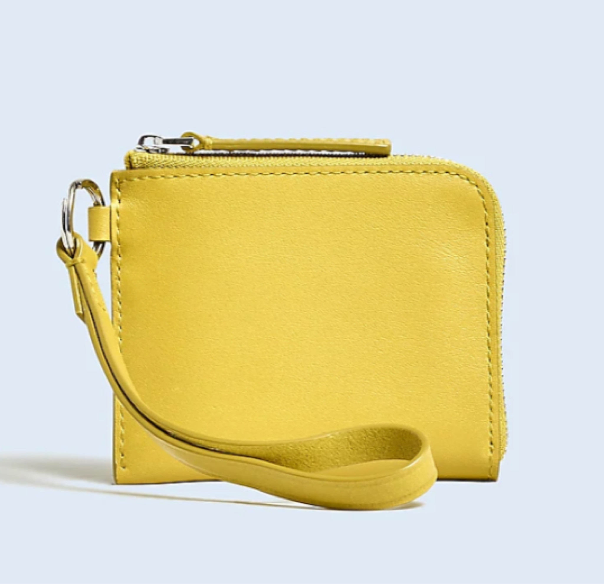 Essential small zip wallet in leather in ‘tangy apple’ from madewell

Yellow ochree

#LTKGiftGuide #LTKstyletip #LTKtravel