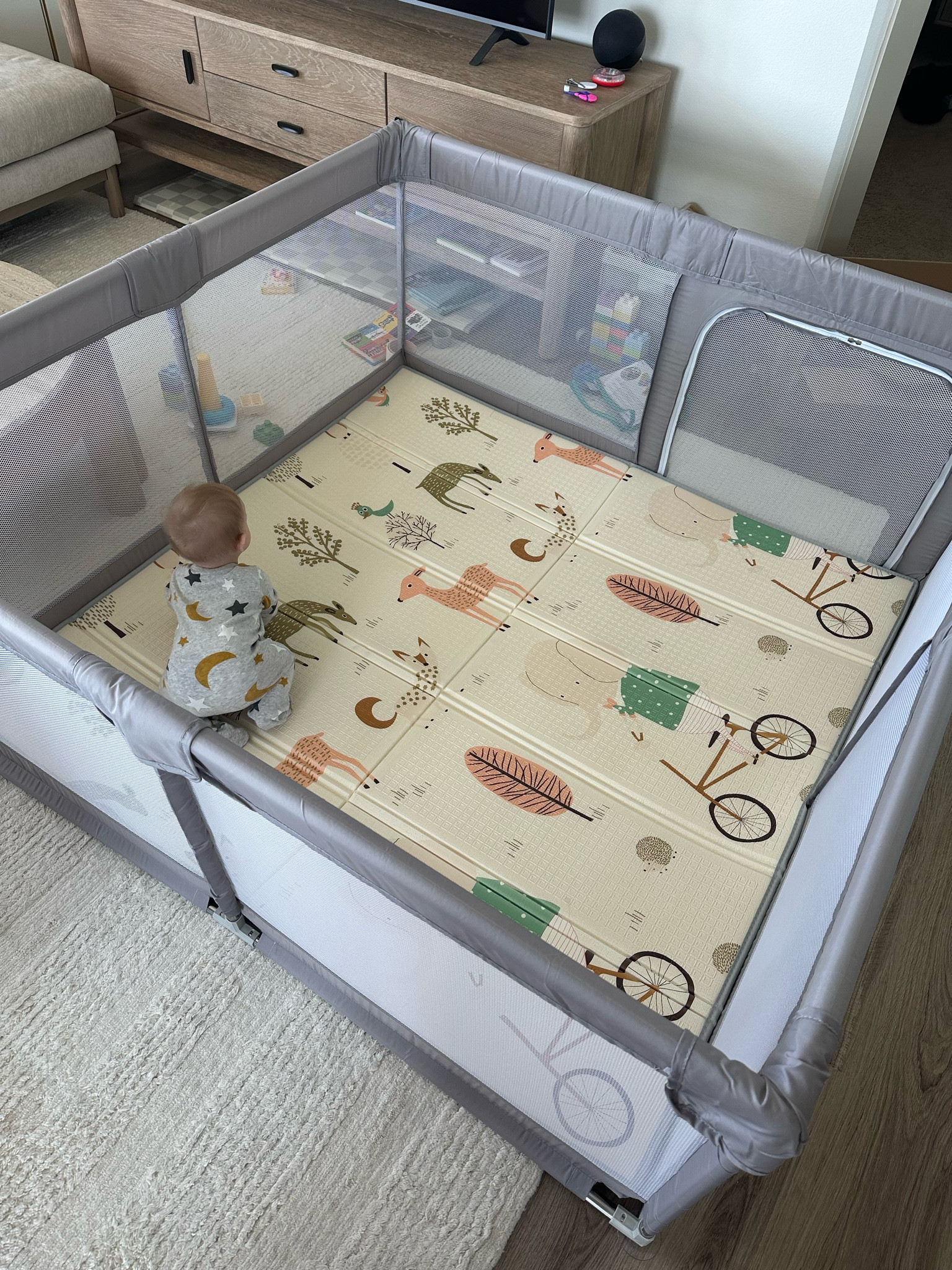 Baby playpen with soft foam play mat and zipper door

#LTKGiftGuide #LTKKids #LTKBaby