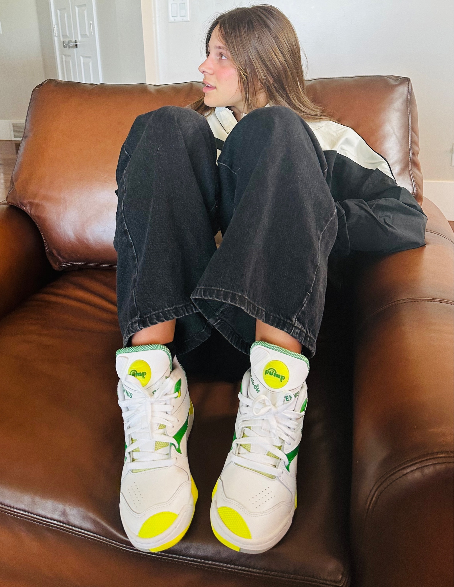 Reebok Court Victory Pumps 🤩 #annafrey #reebok #throwback #tennis #tennisshoes #pumps

#LTKshoecrush #LTKfitness