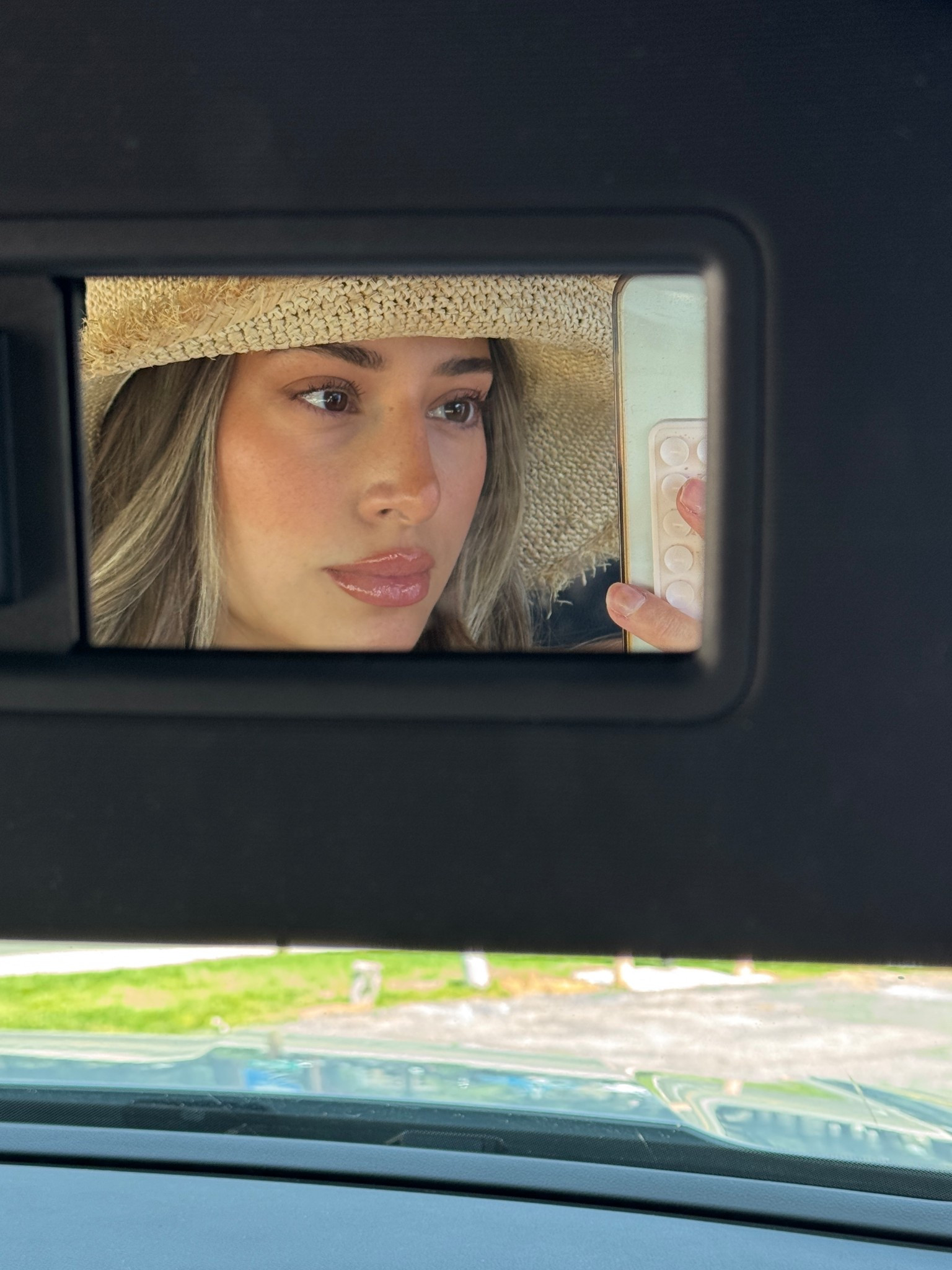 Easy no-makeup, glowy & sunburnt  summer makeup look ✨💖

#LTKSeasonal #LTKBeauty #LTKU