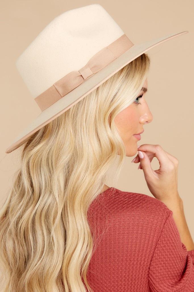 Ivory Rancher Hat | Red Dress 