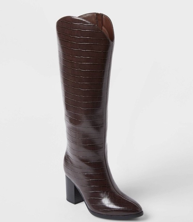 Boots - $50, a nice designer lookalike 


#target #tallboots #lookalike #designerdupe 

#LTKStyleTip #LTKShoeCrush #LTKFindsUnder50