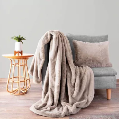 UGG® Polar Throw Pillow and Blanket Gift Set in Oatmeal | Bed Bath & Beyond