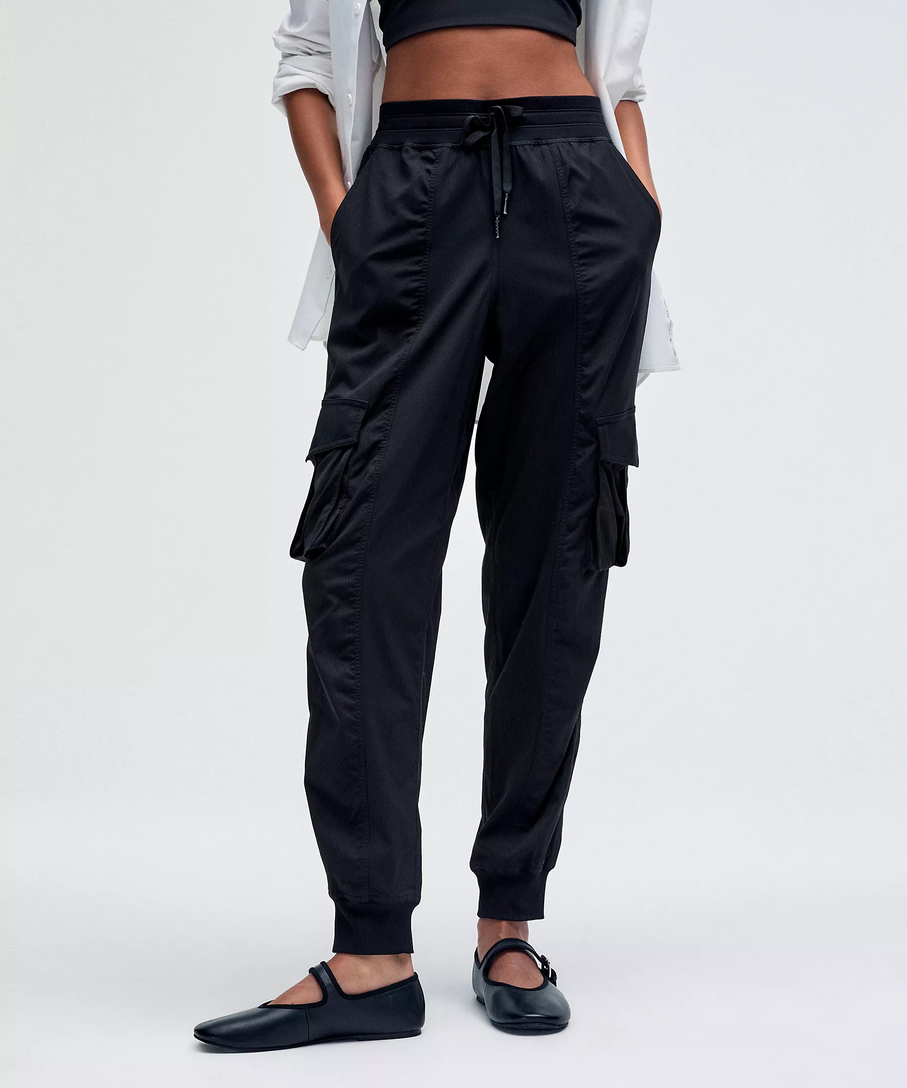 Dance Studio Relaxed-Fit Mid-Rise Cargo Jogger | Lululemon (US)