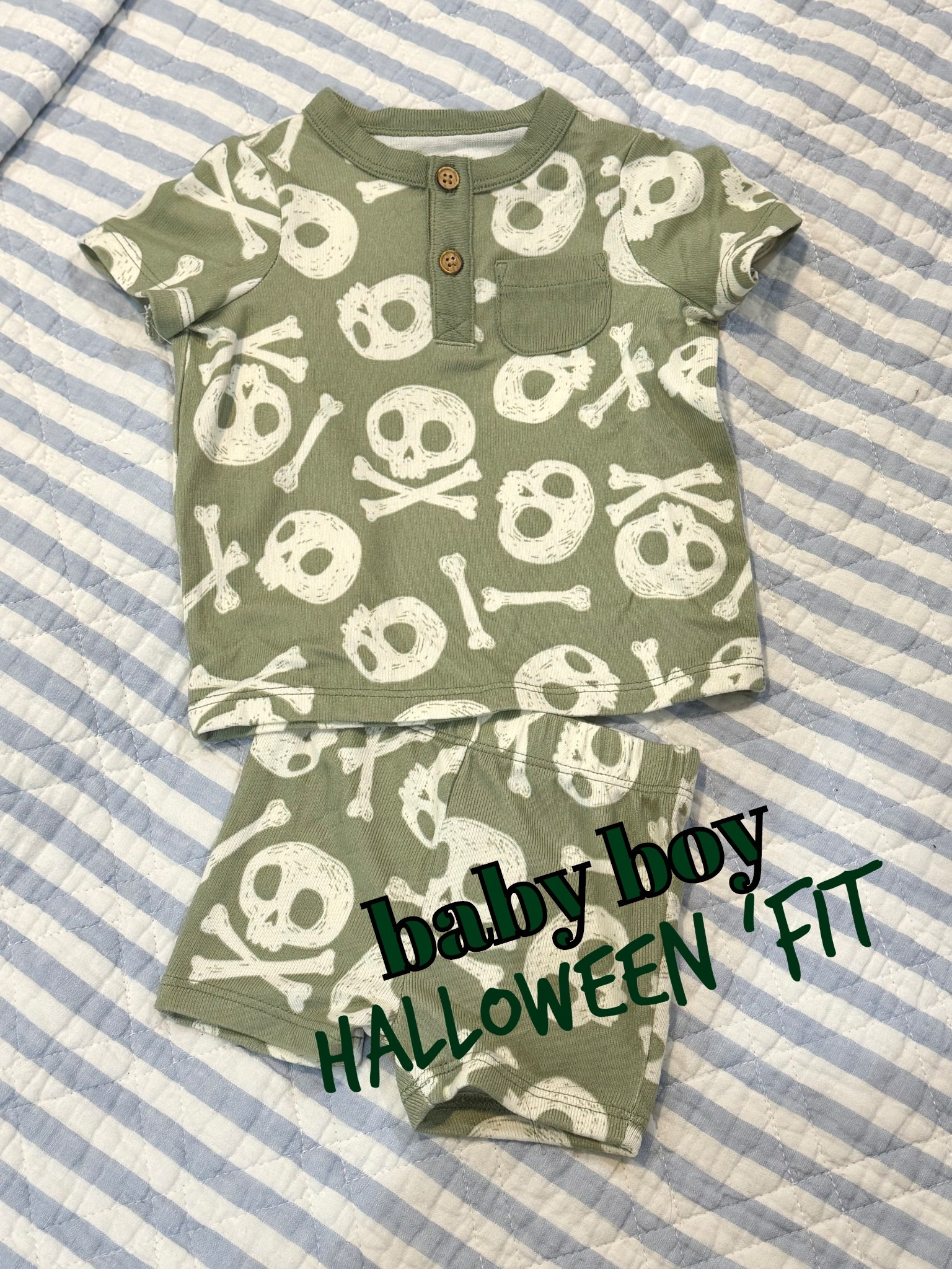 A Halloween outfit for baby that doesn’t scream Halloween or a one night wear. Sooooo soft, but I do think you should size up. 



#LTKSeasonal #LTKBaby #LTKautumn