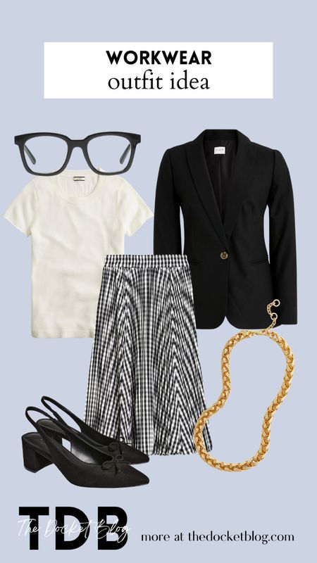 Workwear Outfit Ideas 

Womens business professional workwear and business casual workwear and office outfits midsize outfit midsize style 

#LTKstyletip #LTKworkwear #LTKmidsize