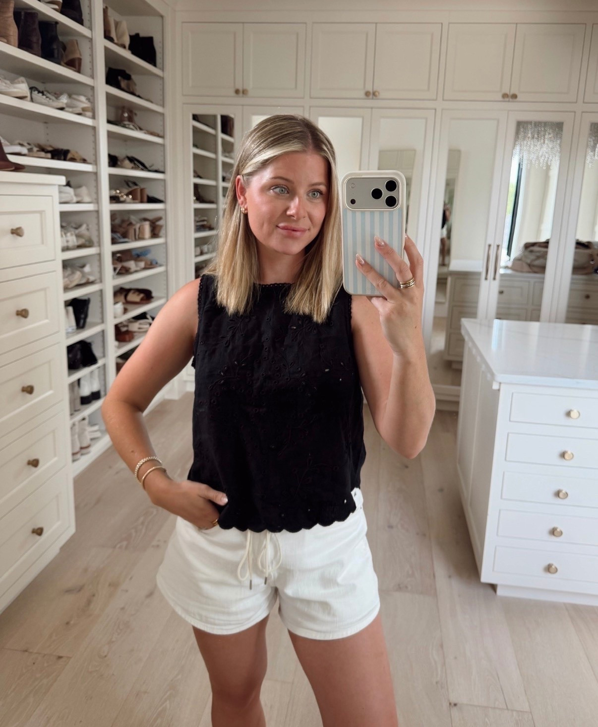 These linen shorts from @abercrombie are so lightweight and comfortable I’ll be wearing all summer! 



Summer outfits, ootd, shorts, Abercrombie, summer shorts, outfit inspo

#LTKootd #LTKxAbercrombie #LTKgrwm

#LTKootd
