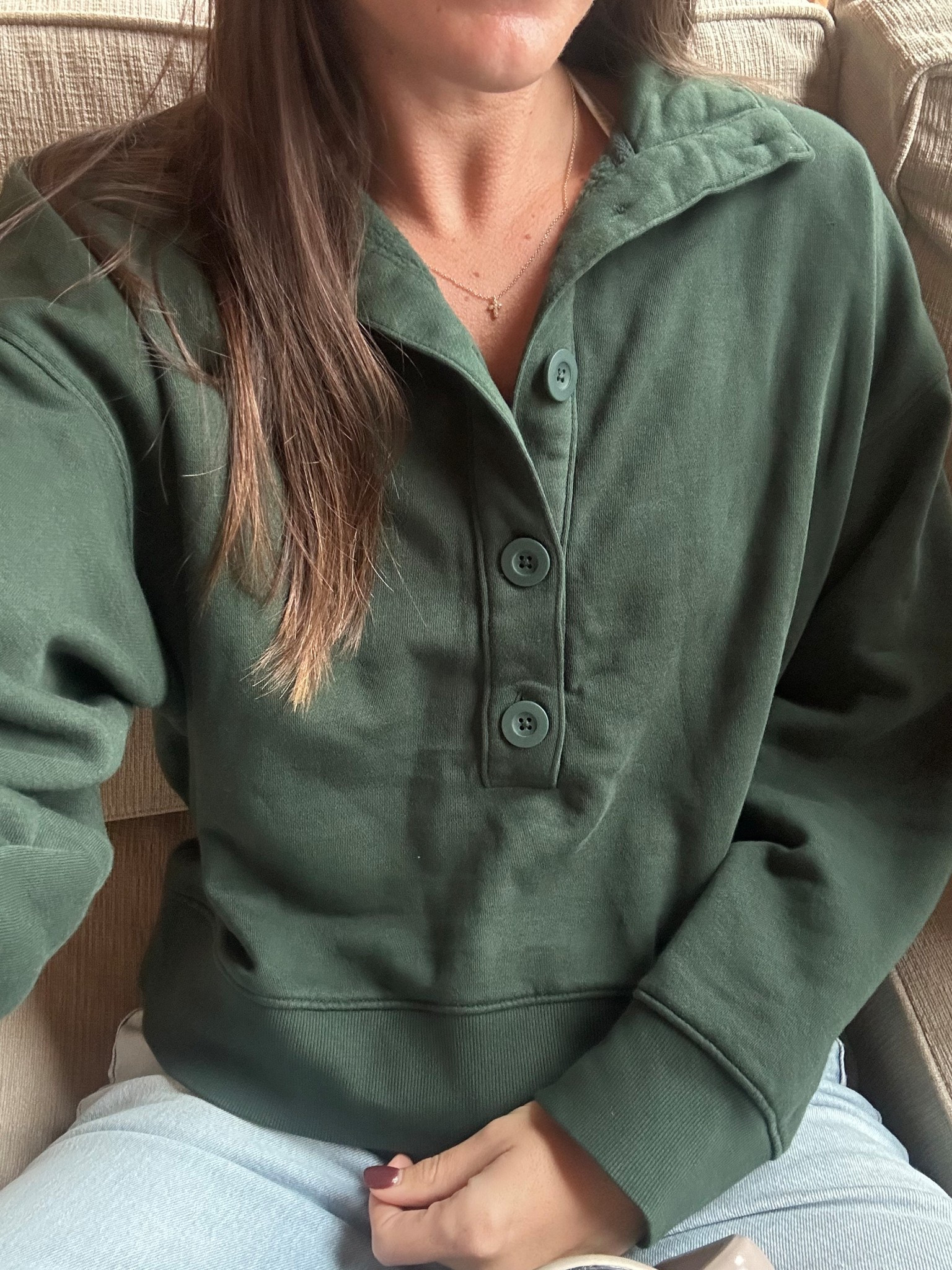 My sweatshirt is 40% off today. I’m in a medium. 