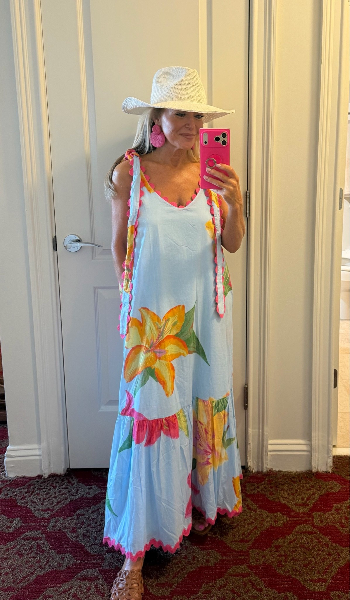 I am wearing an XS.