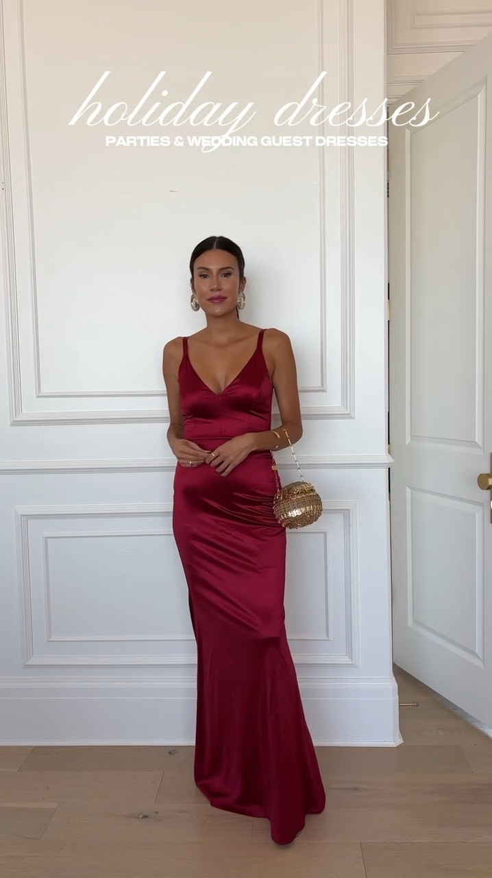 Holiday dresses under $100 🌟 formal dresses for holiday parties and winter weddings 

Wedding guest dress, holiday party dress, lulus dress, Christmas party dress, formal dress, event dress, gala dress, long dress, bridesmaid dress, Christine Andrew 

#LTKParties #LTKWedding #LTKHoliday