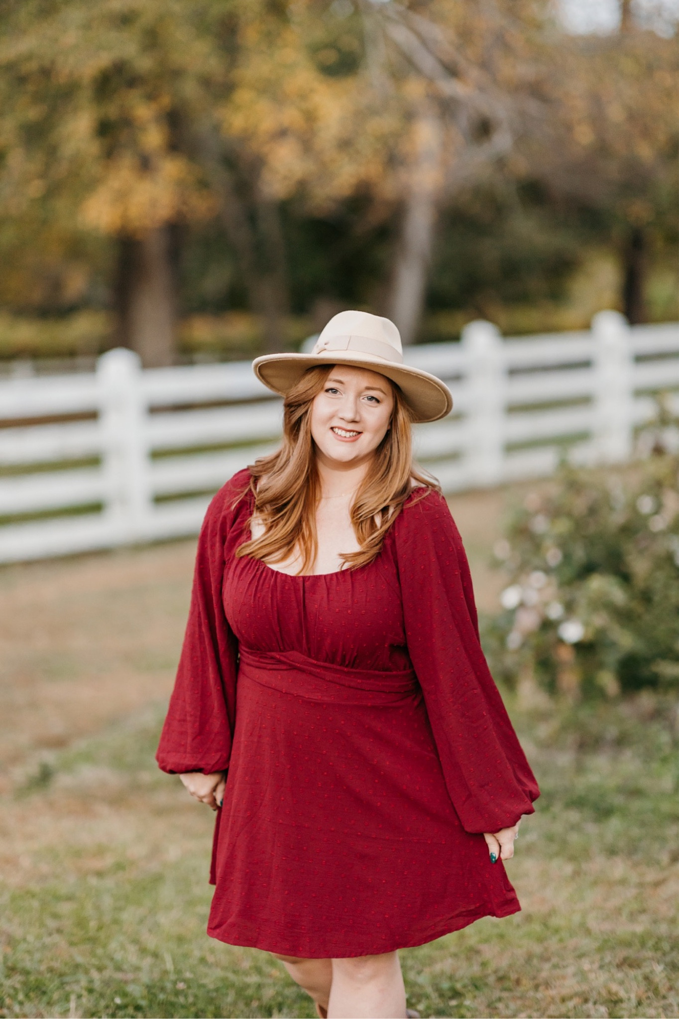 Perfect festive dress for family photos from Arula.

#arula #familyphotos #christmasdress

#LTKfindsunder100 #LTKSeasonal #LTKHoliday