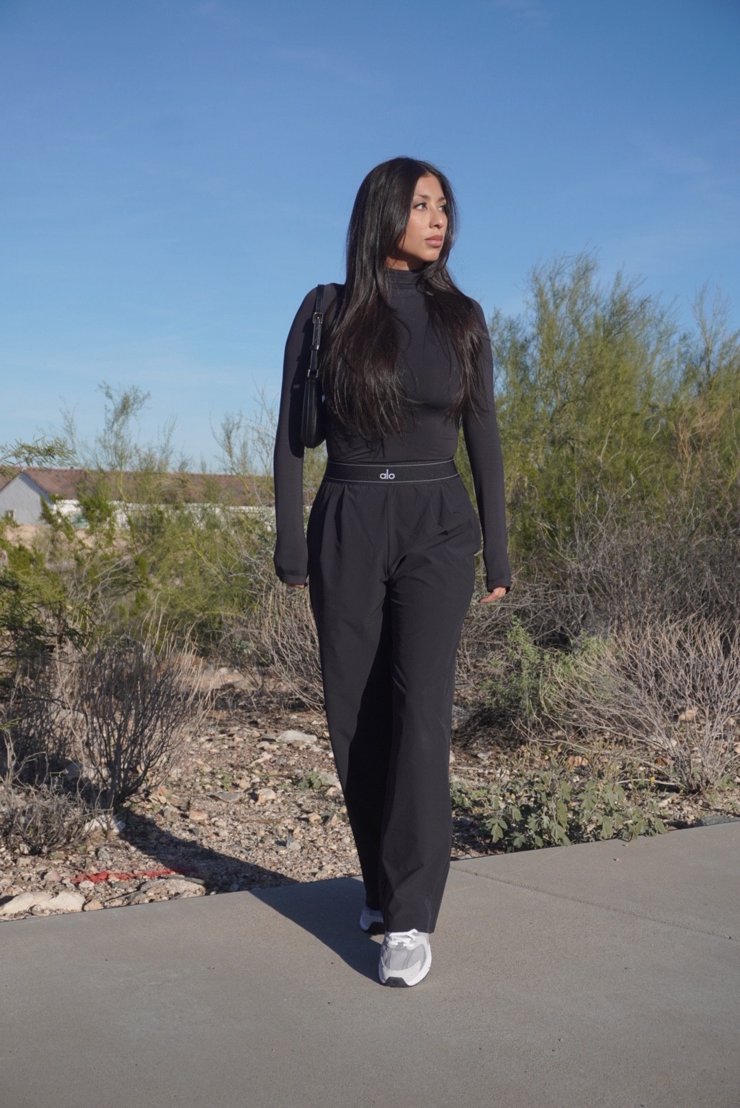 Casual wear  
Active wear
Athletic wear
Sneakers 
Travel outfit 
Fall fashion
Shoulder bag

#LTKActive #LTKTravel #LTKootd