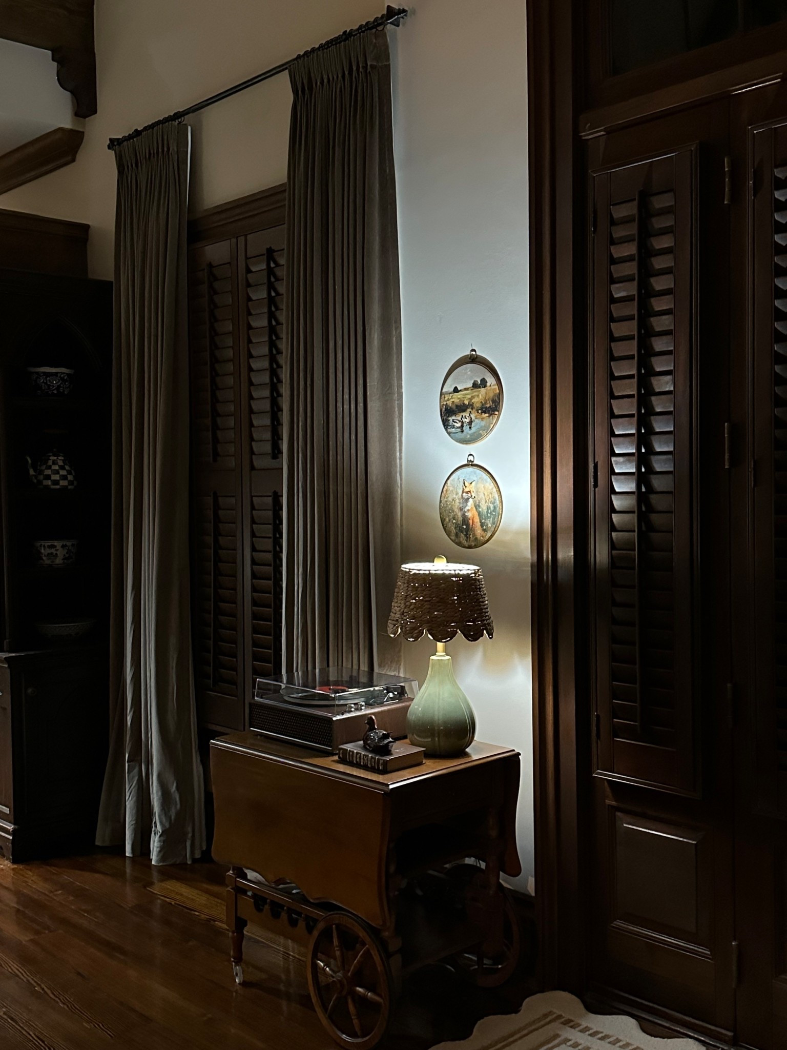 Cozy night in??? Here are some of my favorite cozy starters and must haves. Starting with my Staub  Dutch Oven. This is your soup’s companion. It cooks like no other!!!

#LTKHome #LTKfoodie #LTKselfcare