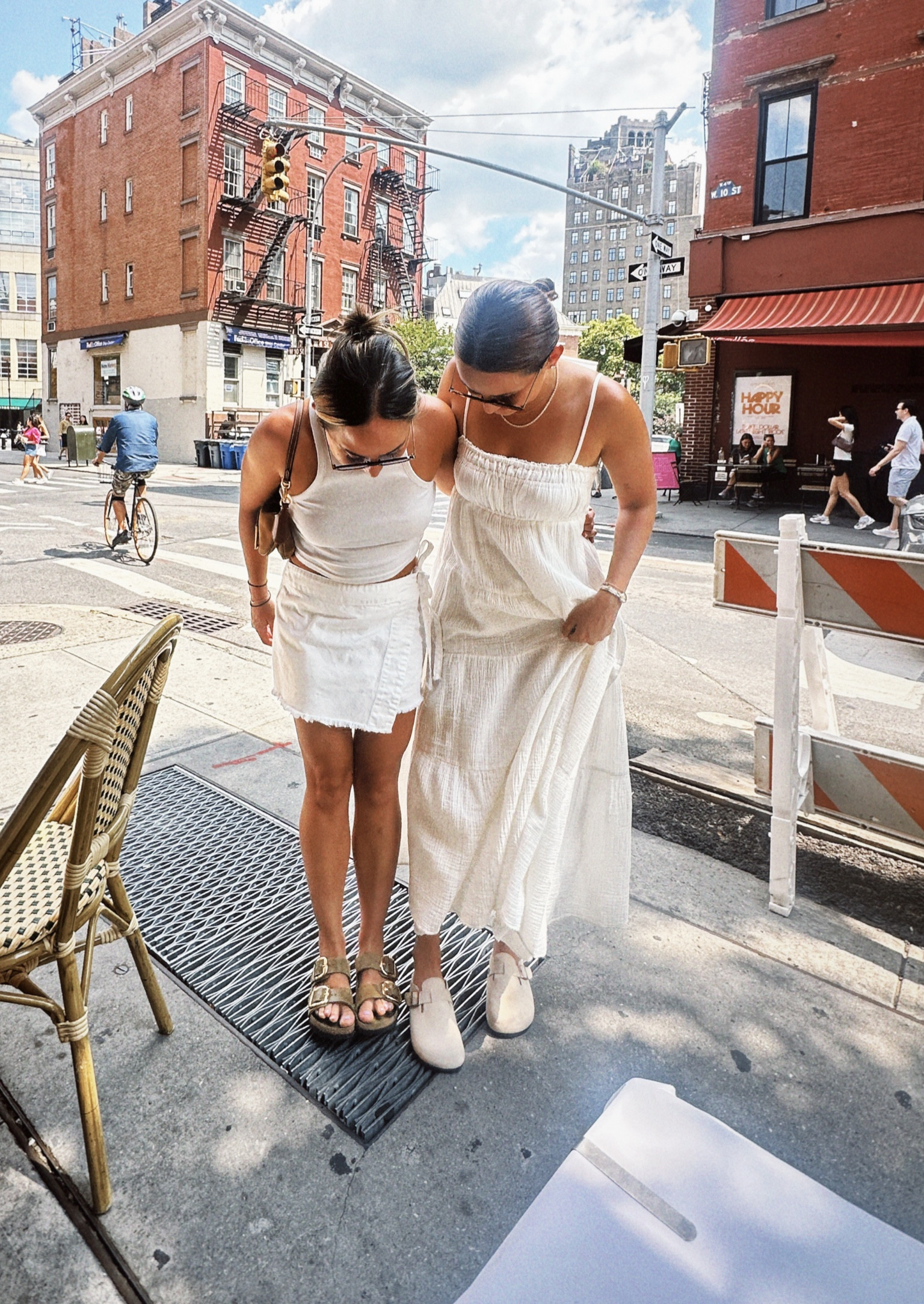 The dress is Zara — but linking some similar :) 