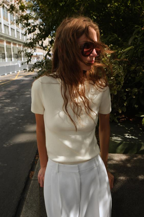 SOFT FEEL SHORT SLEEVE KNIT TOP | Zara US