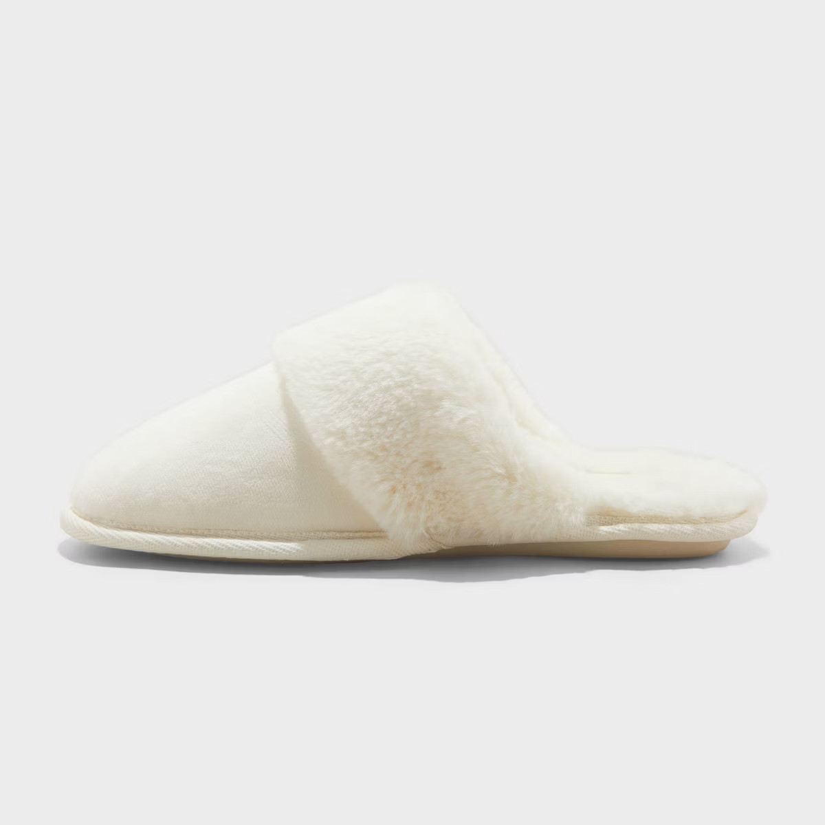 Women's Rae Velvet Scuff Slippers - Auden™ Cream M | Target