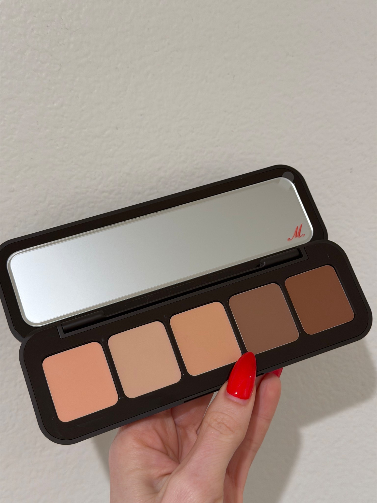 Mph under painting makeup palette 

#LTKBeauty #LTKdayinmylife