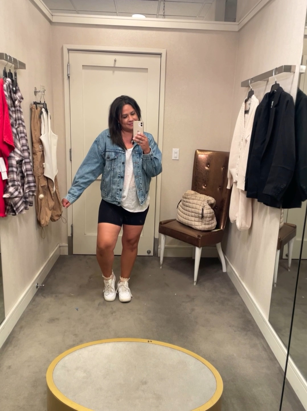 { NSale fitting room ❥

• BDG Urban Outfitters Brendon Plaid High-Low Hem Button Down Shirt in Pink - L 
• Vinyl Icons Malibu Athletic Department  Graphic T-Shirt in Red - M 
• Levi’s ‘90’s Denim Trucker Jacket - M 
• fp movement All Star Sweatshirt - M 
*the perfect lightweight pullover!
• free people Hailee Waffle Stitch Cardigan & Pants in Powder Sand - M

Nordstrom Anniversary Sale . Casual Midsize Style . Fall Essentials . Modern Rez Girl Aesthetic . Native American Content Creator } 

#LTKxNSale 

#LTKMidsize #LTKVideo