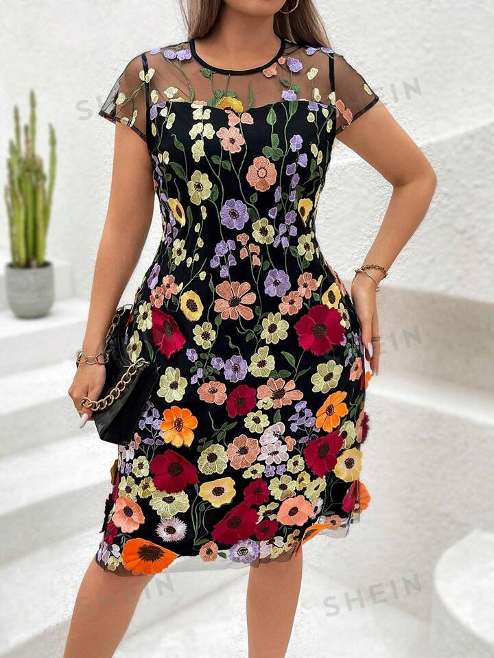 SHEIN Privé Plus Size Floral Embroidery Mesh Overlay Round Neck Dress | SHEIN