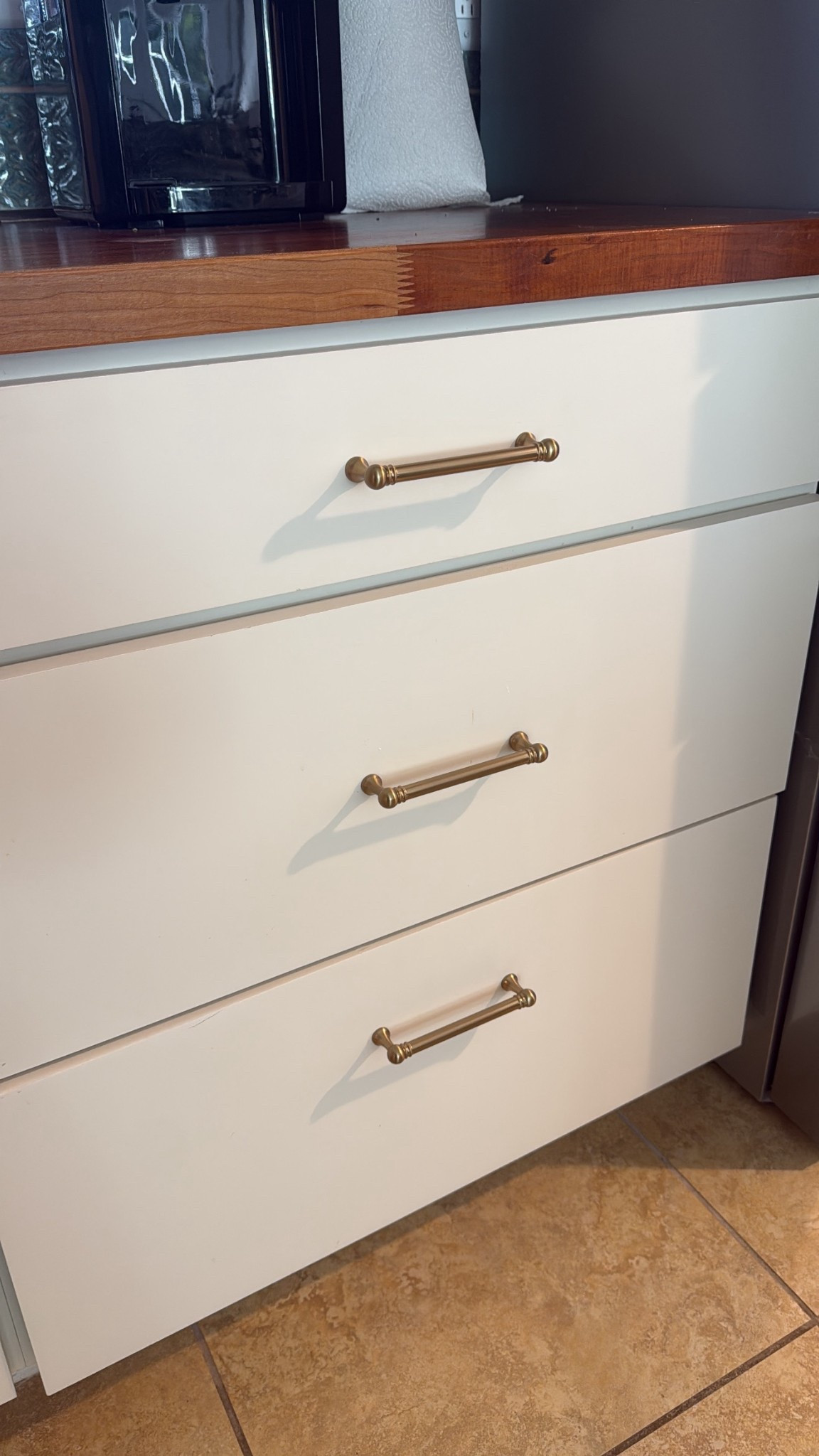 Honey bronze cabinet pulls 🍯

#LTKFindsUnder50 #LTKFamily #LTKHome