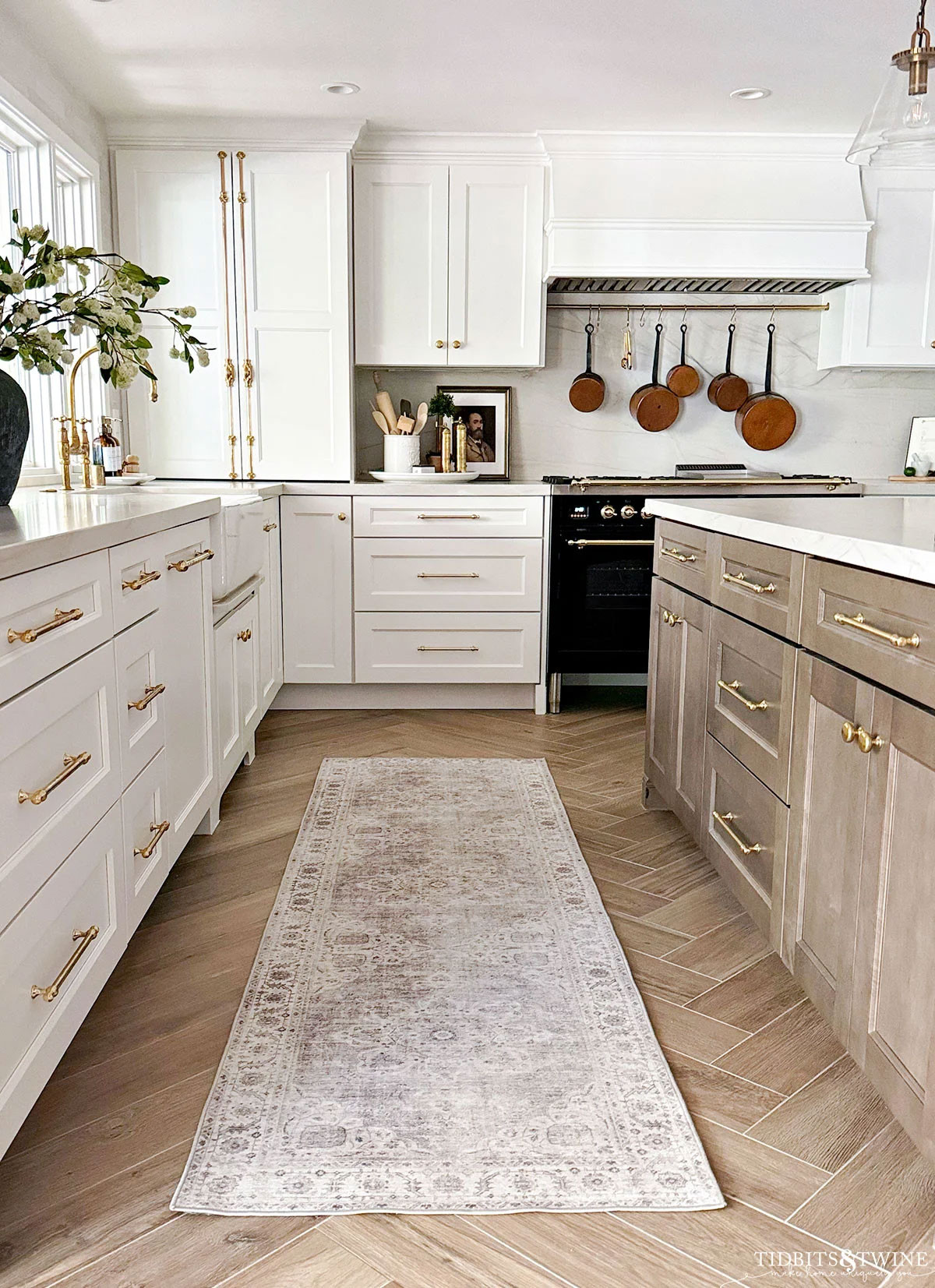 Some of my favorite kitchen finds #washablerug #europeankitchen #amazonfinds #amazonhome 

 #LTKdayinmylife #LTKOver40 #LTKHome