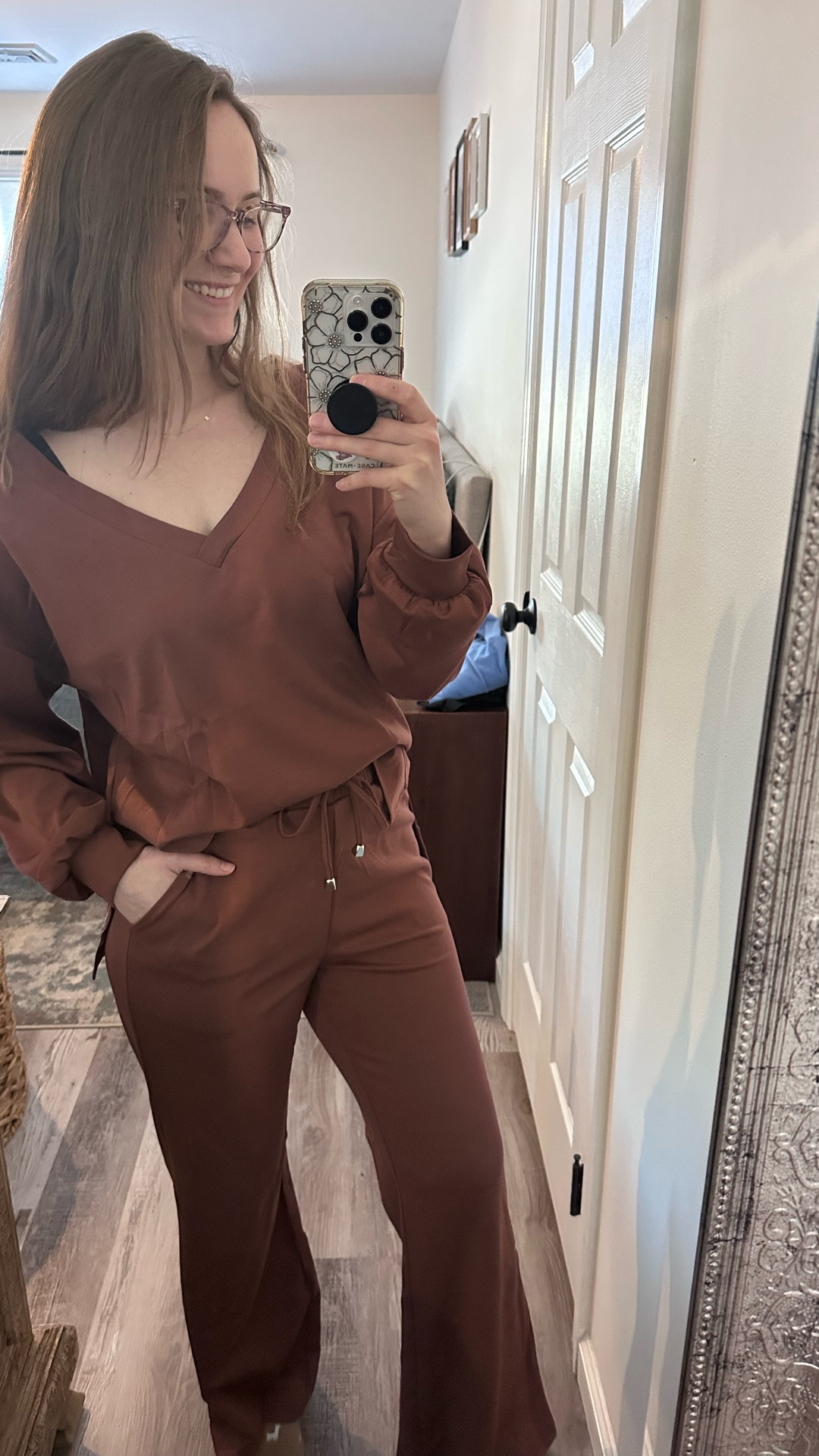 This is a perfect two piece lounge set that you can wear to run errands or go to the airport or even just around the house. It is super comfortable and super stylish.

#LTKmomlife #LTKTravel #LTKootd