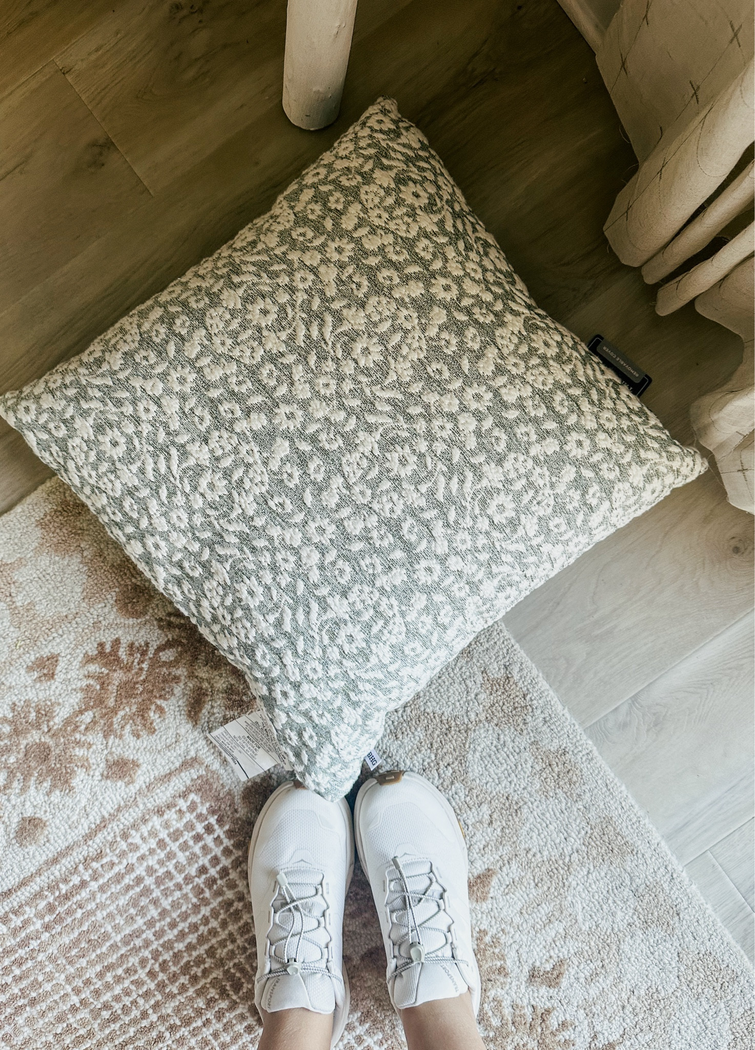 These new pillows from Walmart are gorgeous!!!! Come in a few colors and sizes! 

THEBLOOMINGNEST decor fall decor 

#LTKHome #LTKSeasonal #LTKFallSale