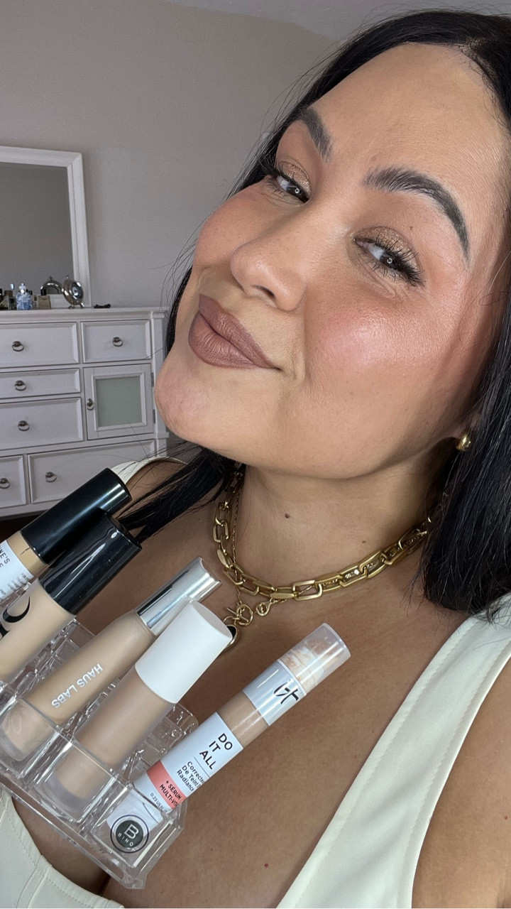 Over 40 concealer favorites. As always on unfiltered real 49 year old skin.

All products are always listings my #ltk

#concealer #agingskin #matureskin #nofiltermakeup #makeupreview @maxinesrevenge @livetinted @hauslabs @morphebrushes @itcosmetics @saiebeauty

#LTKOver40 #LTKFindsUnder50 #LTKBeauty