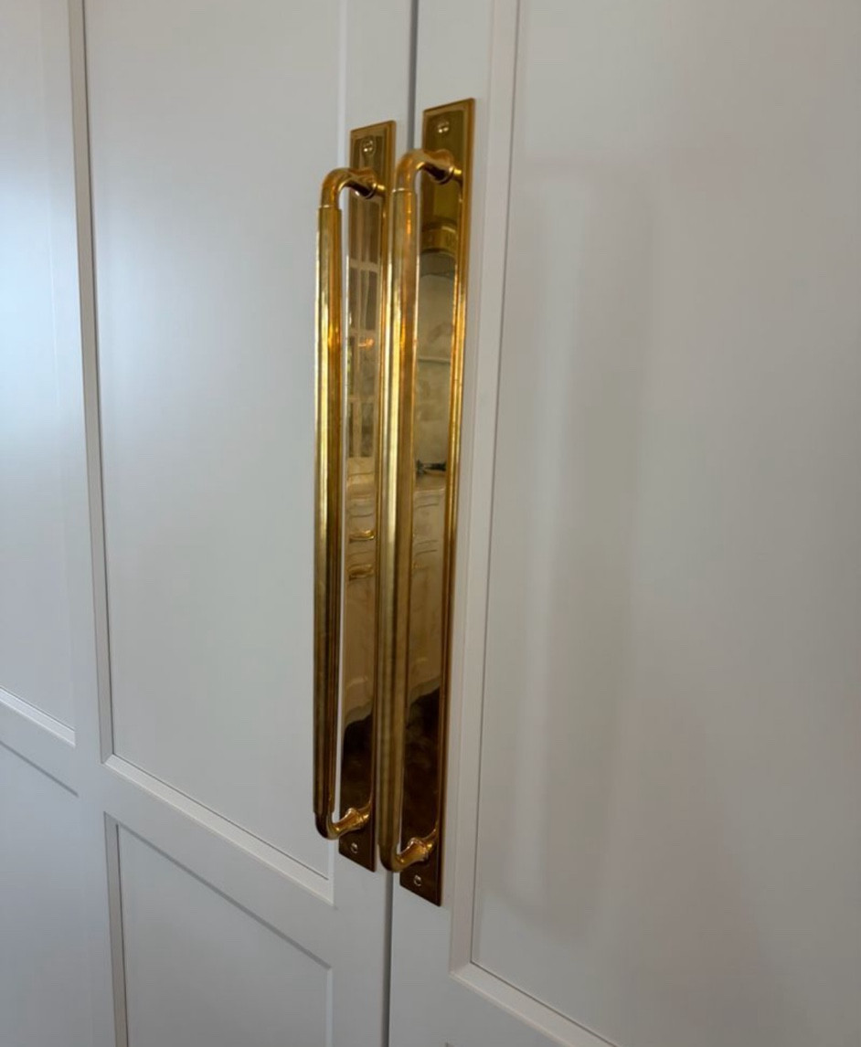 Lennox appliance pull 
