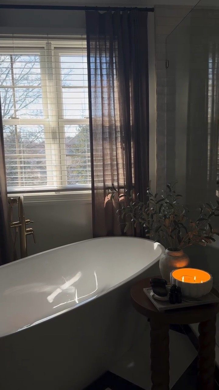 Just me, my @jovs.official mask and a nice relaxing bath 

Use code: XI160 for ($160 off)

This is why I’m  obsessed with the @jovs.official 4D anti-aging in one mask ✨
⬇️ 
Laser tech (not LED) that’s 6x more powerful — visible results in 4 weeks.
Smooths fine lines, boosts firmness, brightens, and calms redness.

Gentle, hands-free, and actually stays put.
Perfect add-on to my clean kitchen + red light therapy Sunday reset.

https://jovs.com/xhulja

#JOVS #LEDMask #LightTherapy #Skincare #selfcare