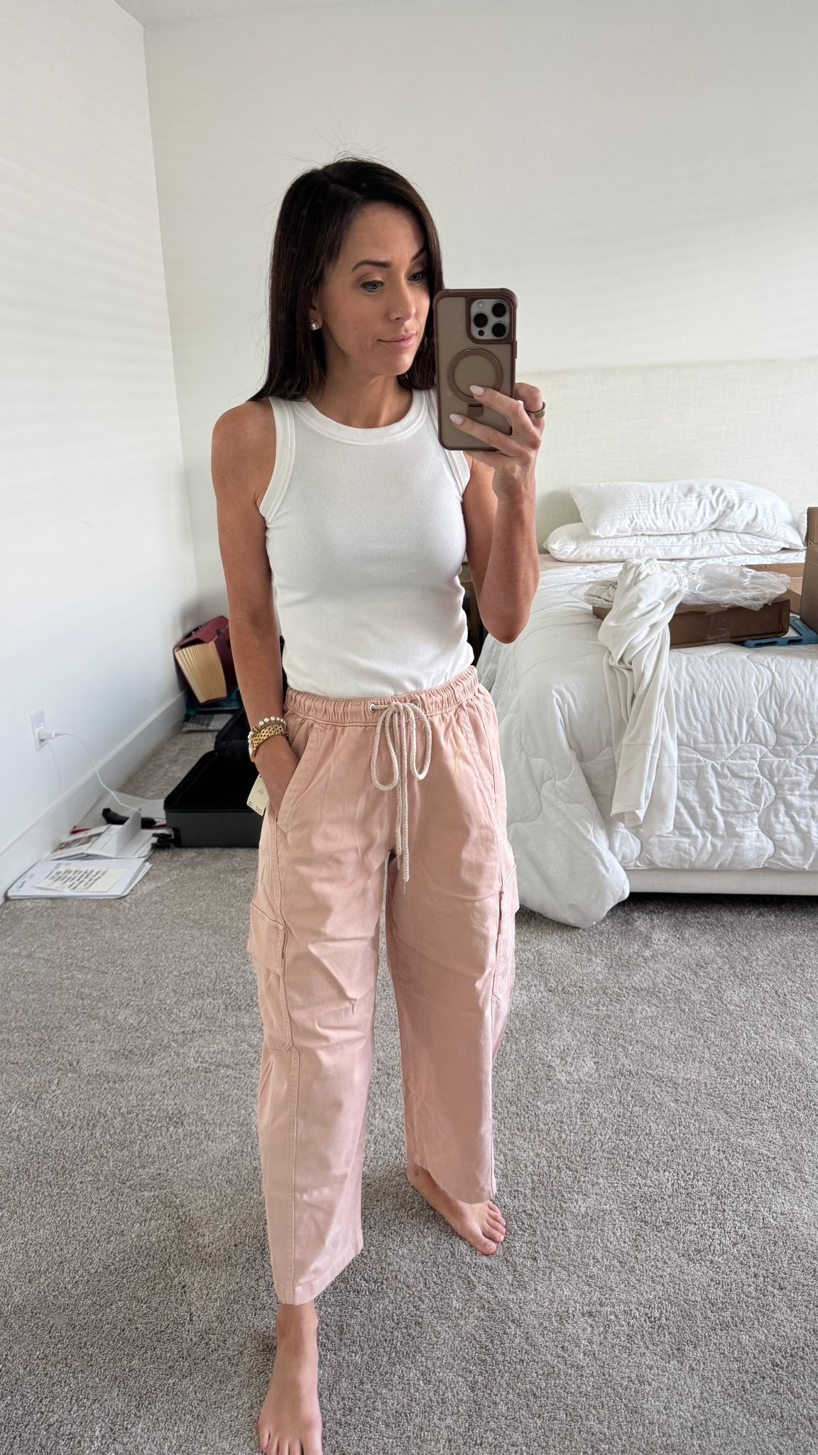 Loving these pink drawstring barrel bottoms. Comfortable and perfectly cropped for #petites

#LTKootd #LTKTravel