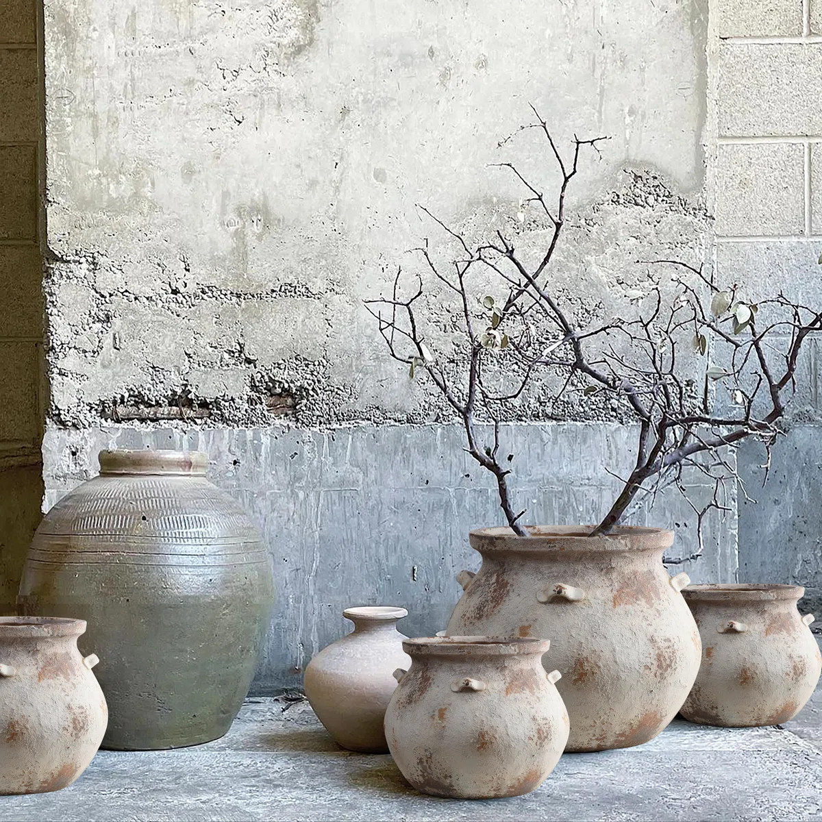 Perrinton Handmade Off White Rustic Cauldron MgO Pot Planter | Wayfair North America