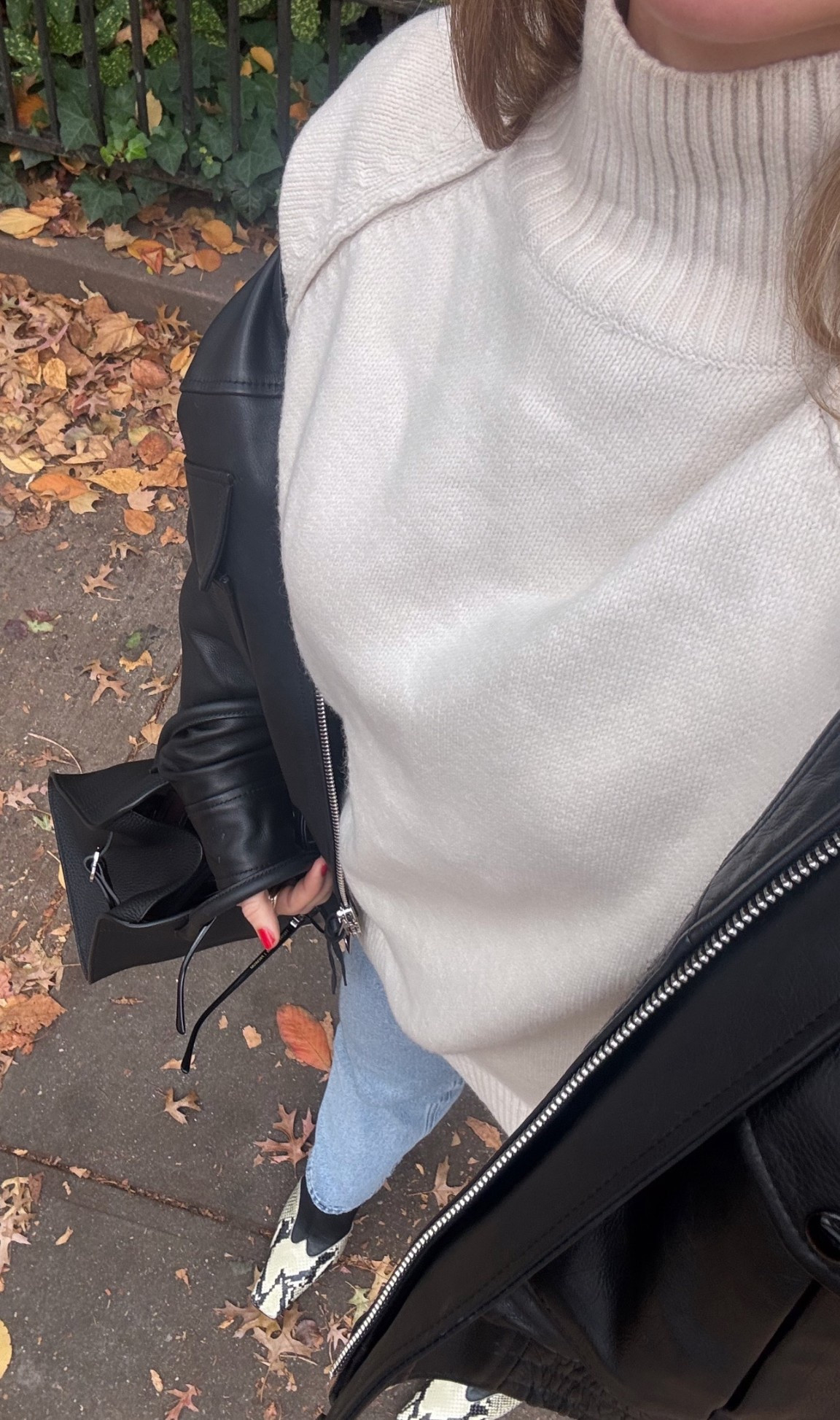 Wearing a M in the sweater. Runs TTS. I size up 1/2 a size in the boots. 

#LTKootd #LTKOver40