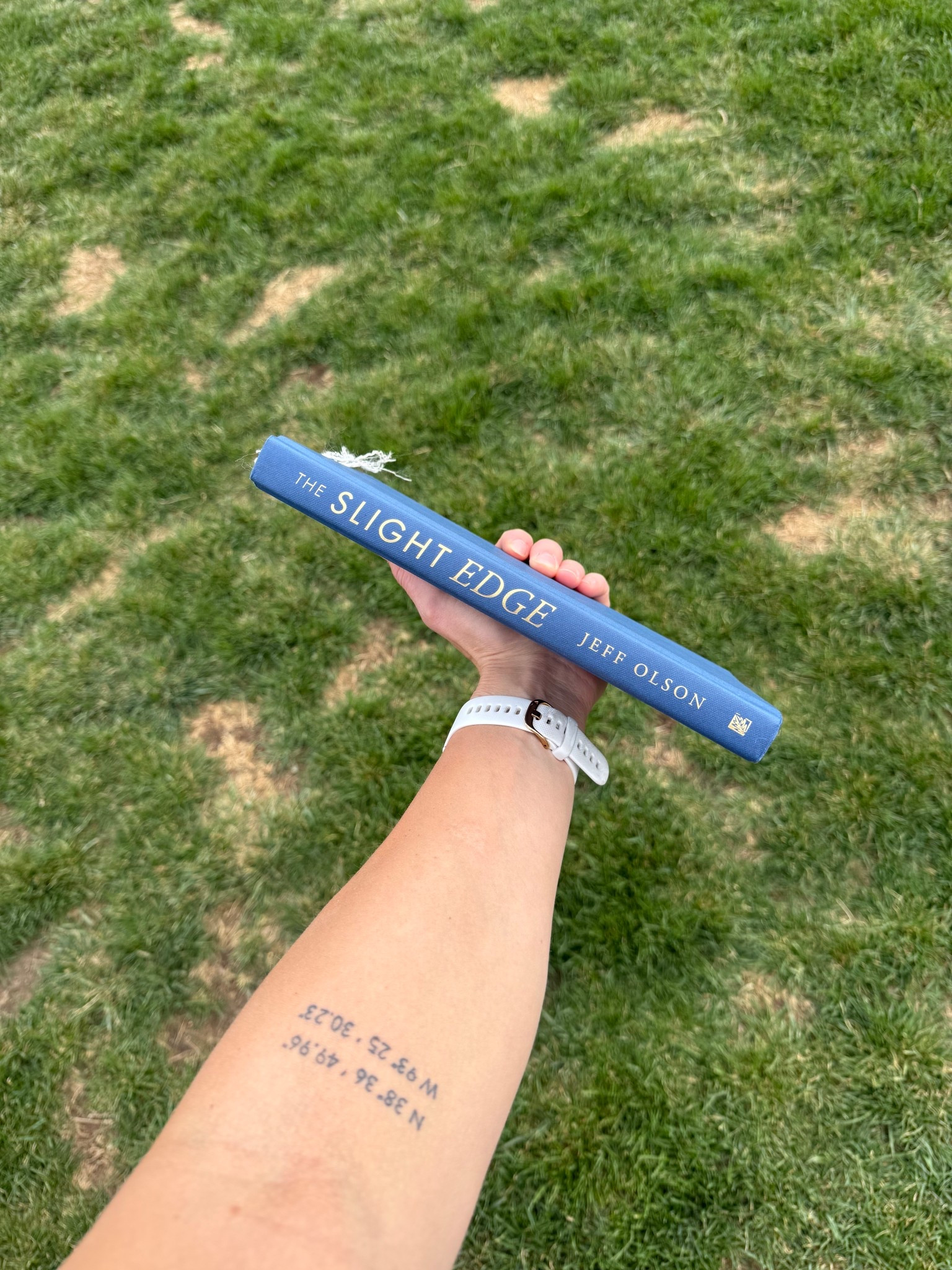 A book I think everyone should read: it truly changes how you think about the small daily actions that impact every faucet of your life - physical, mental, emotional, financial, relationships, spiritual, etc 💙