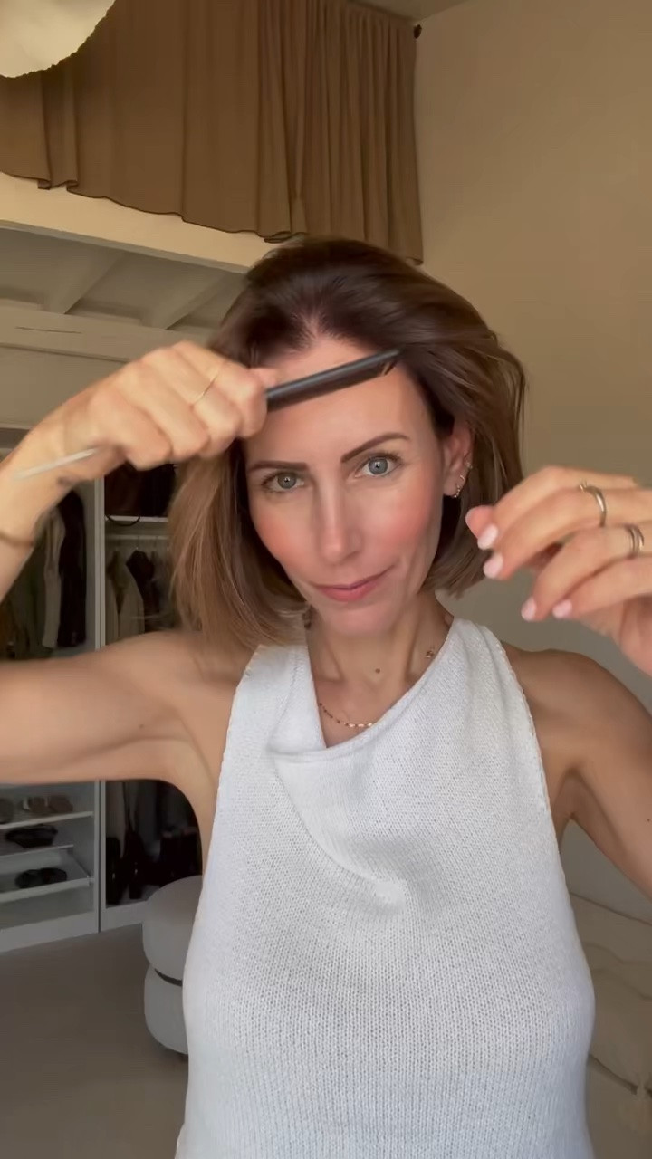 3 coiffures simples pour avoir le visage dégagé

#LTKfrance #LTKeurope #LTKsummer