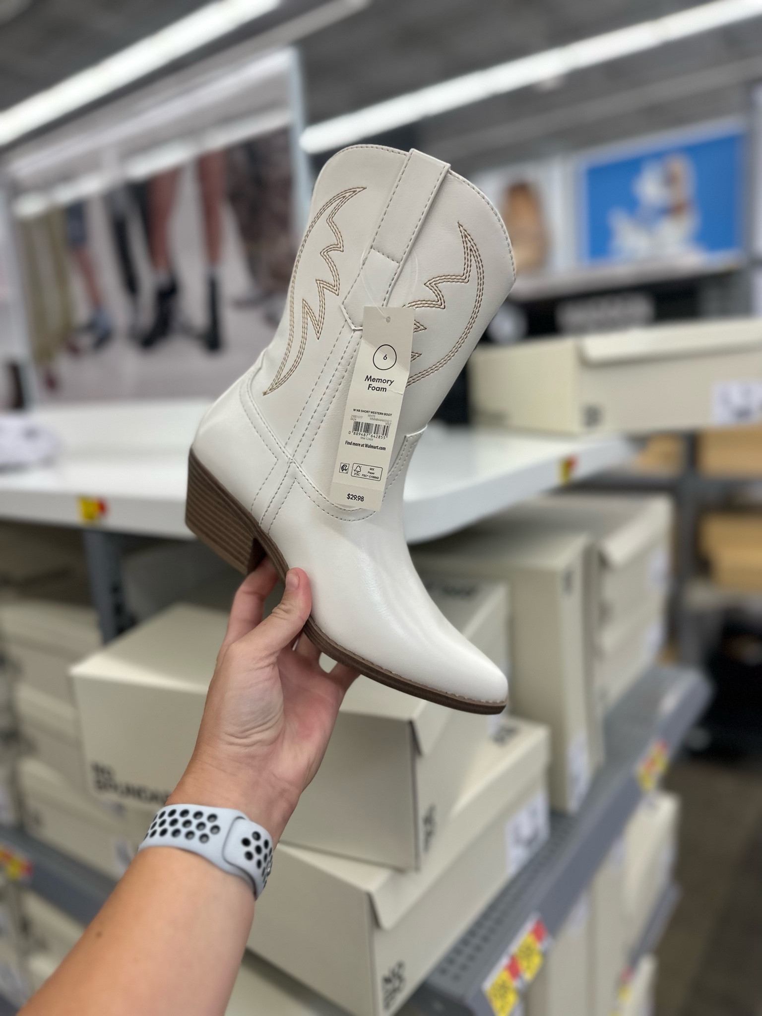 White cowboy boots / country music concert / country concert outfit / country concert outfits / boots / fall boots / boots for women 

#LTKfindsunder50 #LTKshoecrush #LTKstyletip