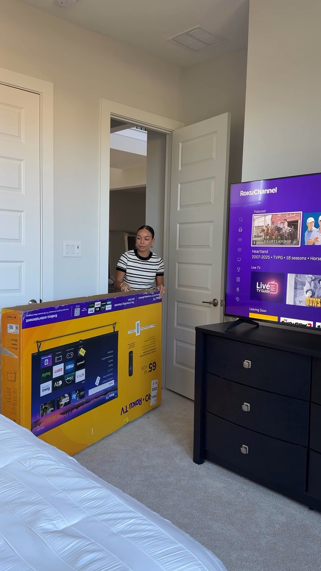 #ad This Hiro @rokuplayer was what this room was missing to make our guests feel at home. The price point sold me, but the quality blew me away. 10/10 recommend! 🤩 @target #rokupartner #targetpartner #target 

#LTKCyberWeek #LTKHome #LTKFamily