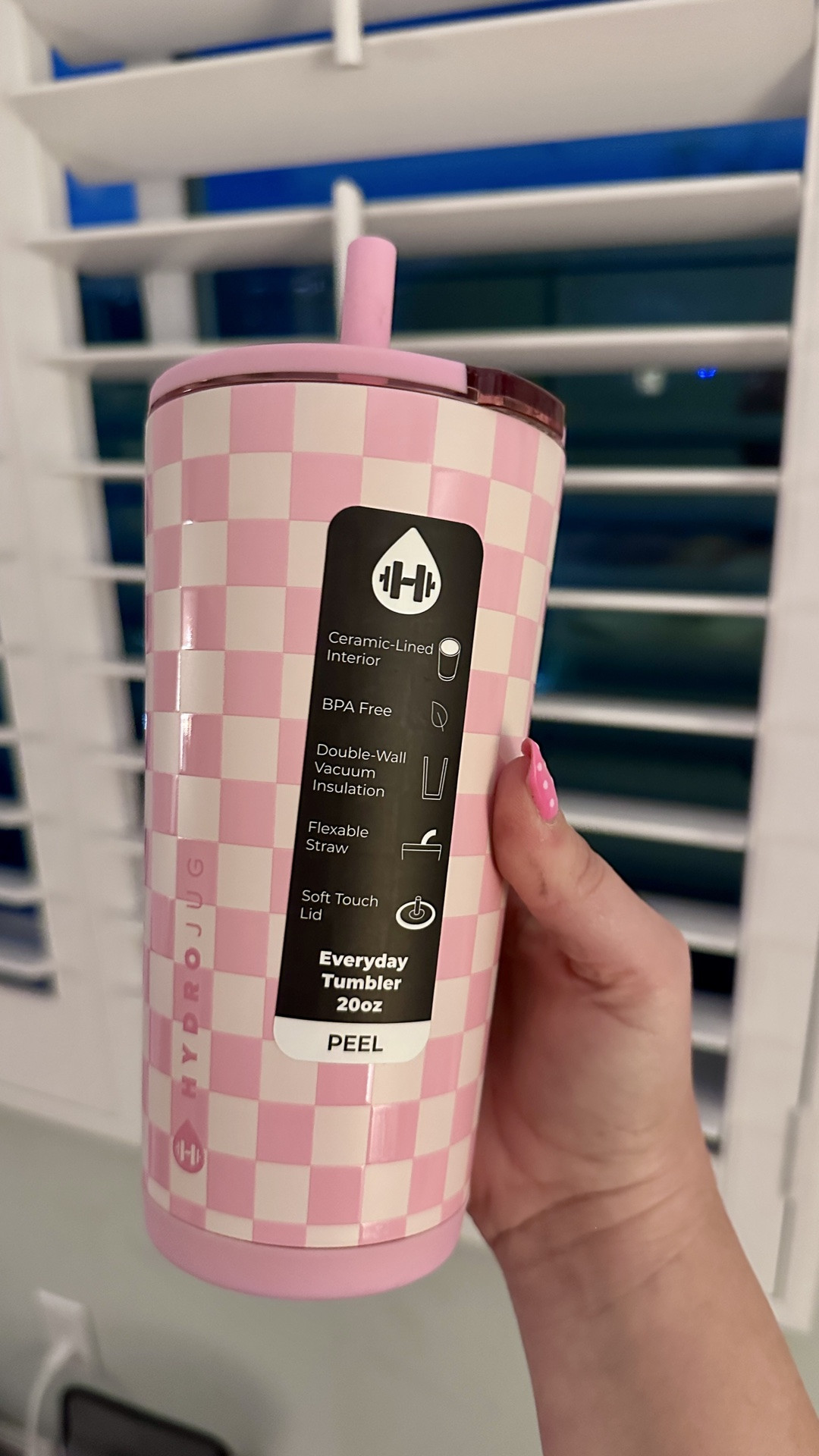 @HydroJug everyday tumbler 20oz in pink checkers available exclusively at @dickssportinggoods

#LTKActive #LTKHome #LTKSeasonal
