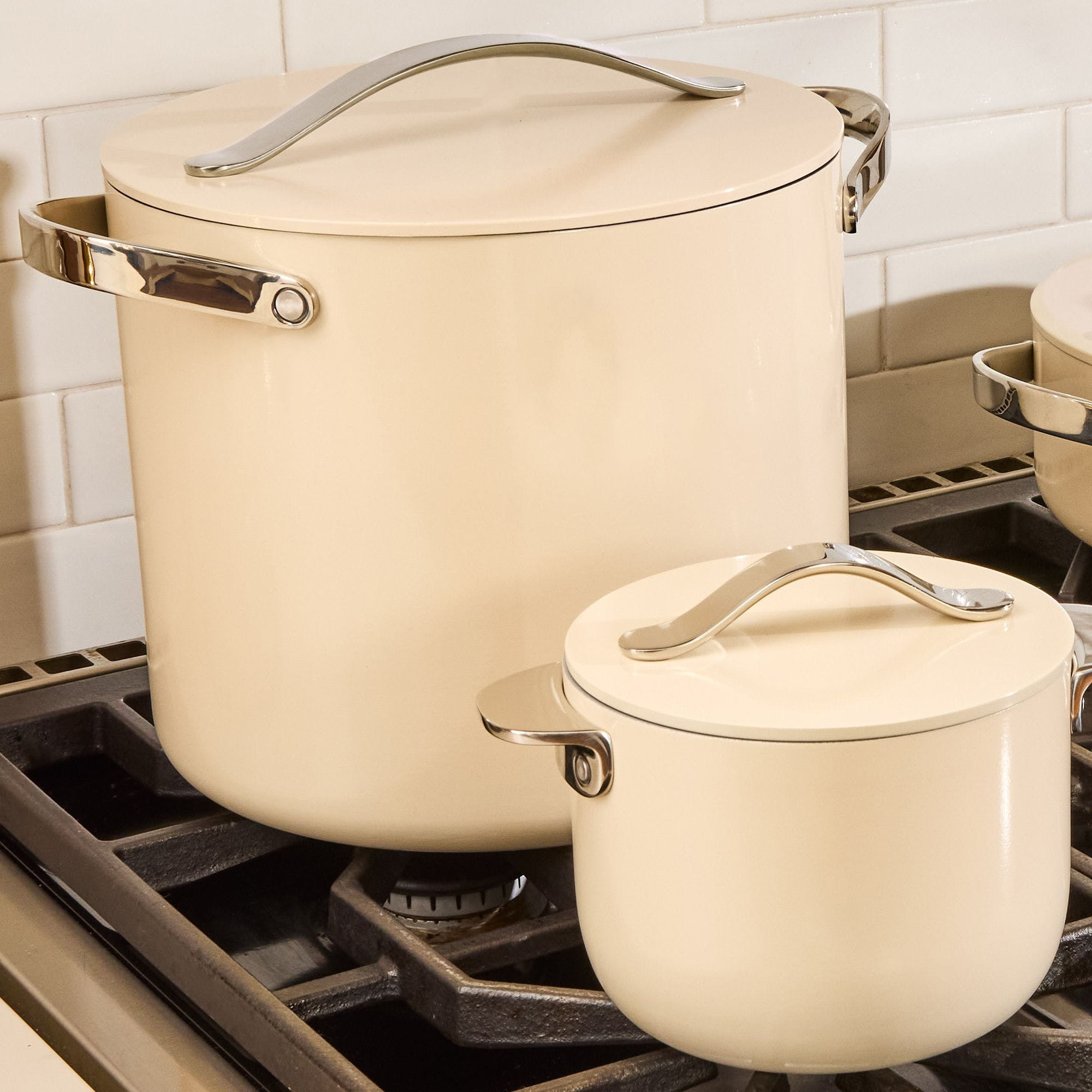 12 QT Stock Pot W/ Lid In Cream | Non-Stick, Non-Toxic, PFAS-Free Ceramic Cookware | Induction-Compatible For Healthy Cooking | High, Anti-Splatter Walls | Caraway | Caraway