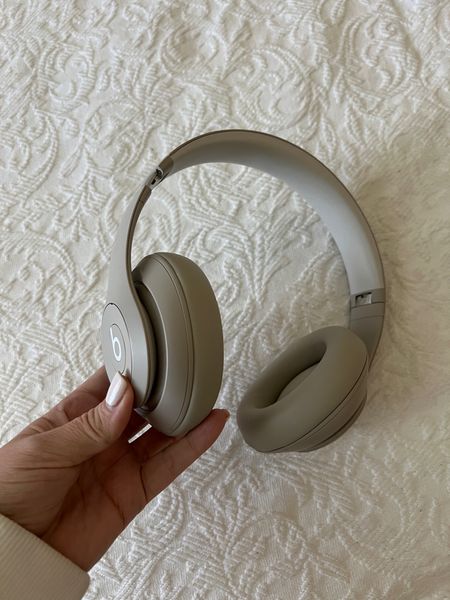 These headphoness