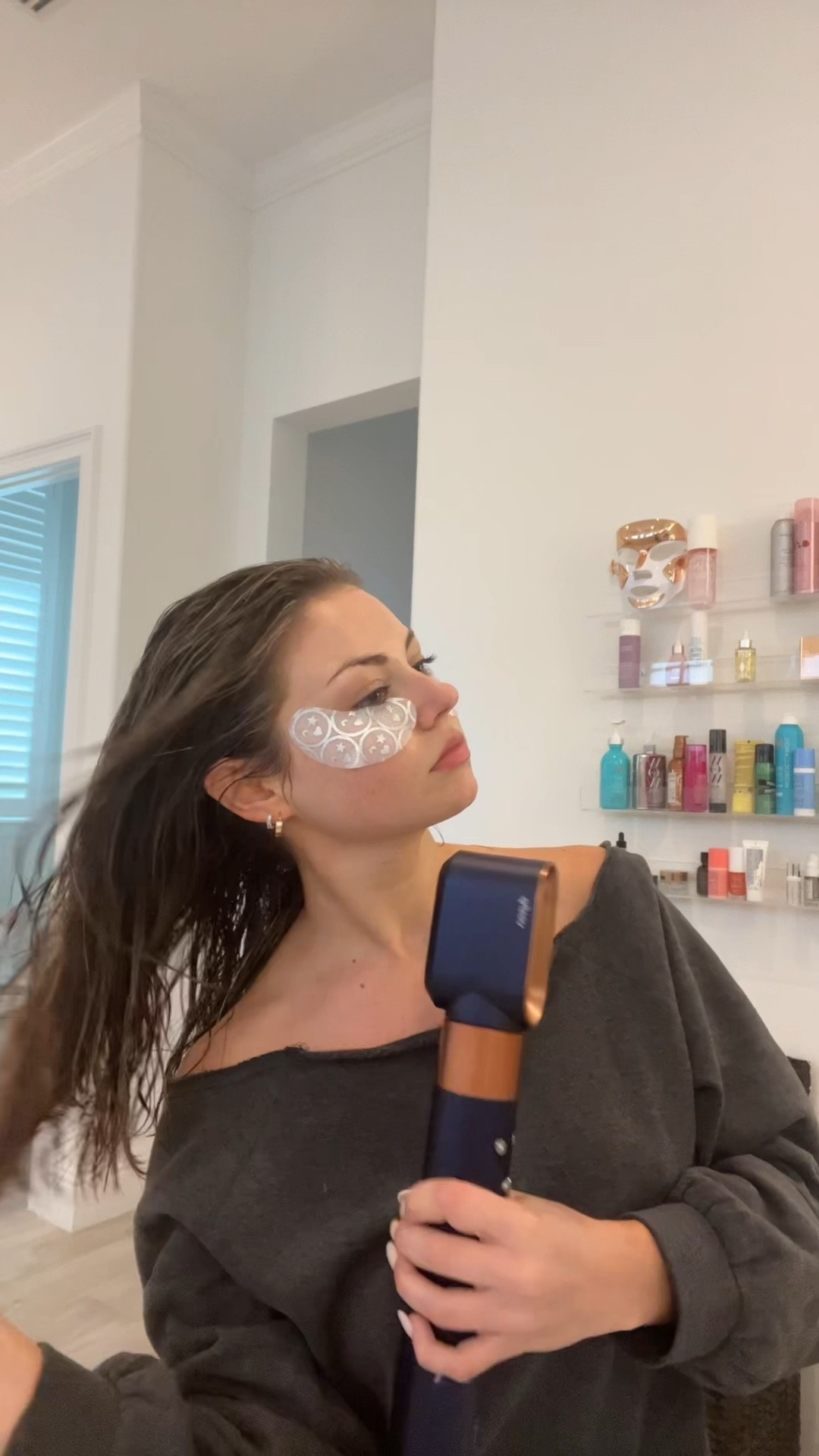 My blowout method!!! 

#LTKstyletip #LTKbeauty #LTKVideo