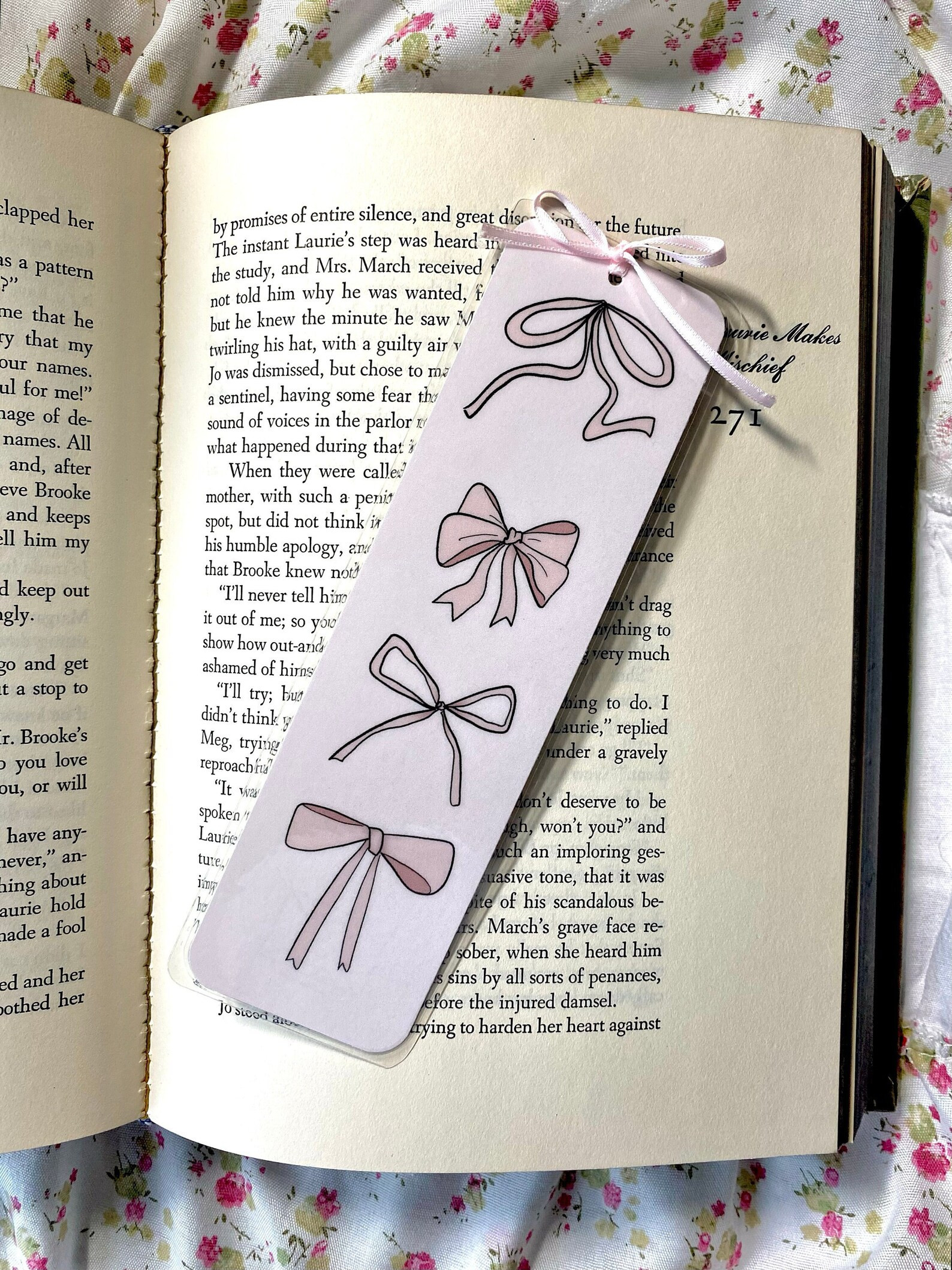 pink bow bookmark | Etsy (US)