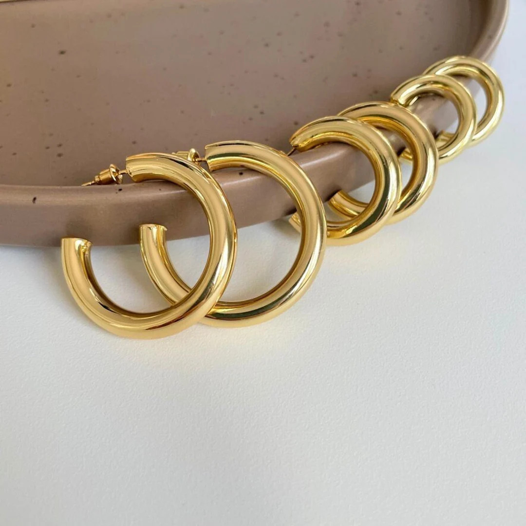 14k Gold Filled Thick Hoops , Chunky Gold Hoop Earrings , 20mm 30mm 40mm Gold Hoops , Small Gold ... | Etsy (CAD)
