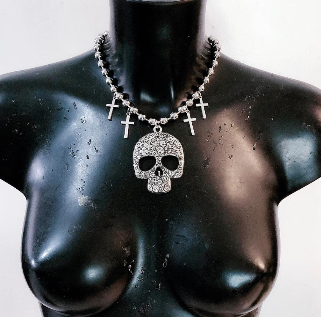 Stainless Steel Silver Ball Chain Antique Style Large Skull Pendant Cross Pendant Necklace Festiv... | Etsy (US)