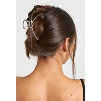 boohoo Women's Metal Claw Clip in Silver | Polyurethane/Metal | boohoo (US & Canada)