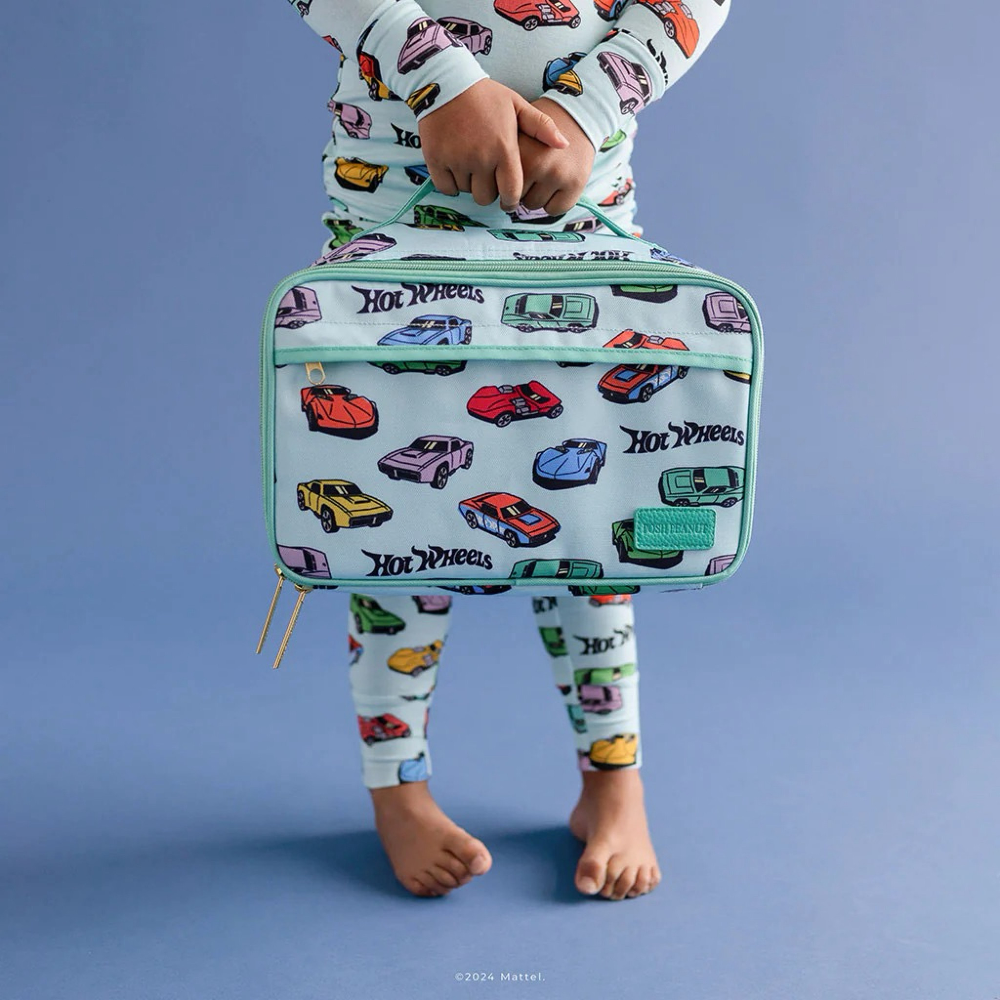 If you have a hot wheels loving kid like I do then grab this lunchbox! I also got the matching backpack. 

#LTKSaleAlert #LTKItBag #LTKKids